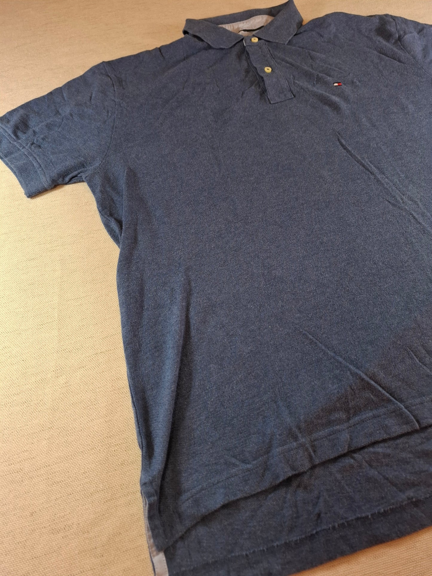 001323 Tommy Hilfiger Polo shirt size L Blue