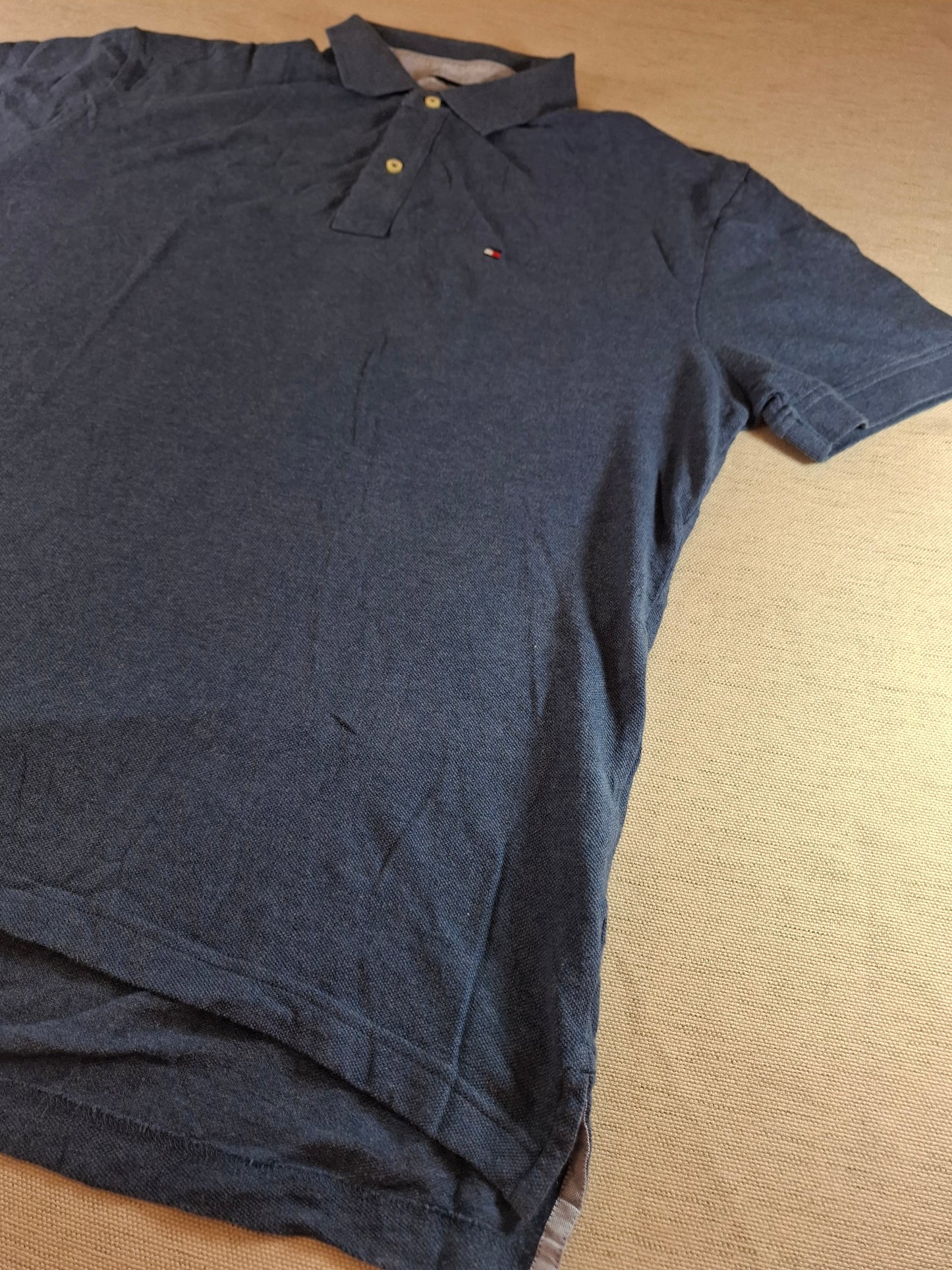 001323 Tommy Hilfiger Polo shirt size L Blue