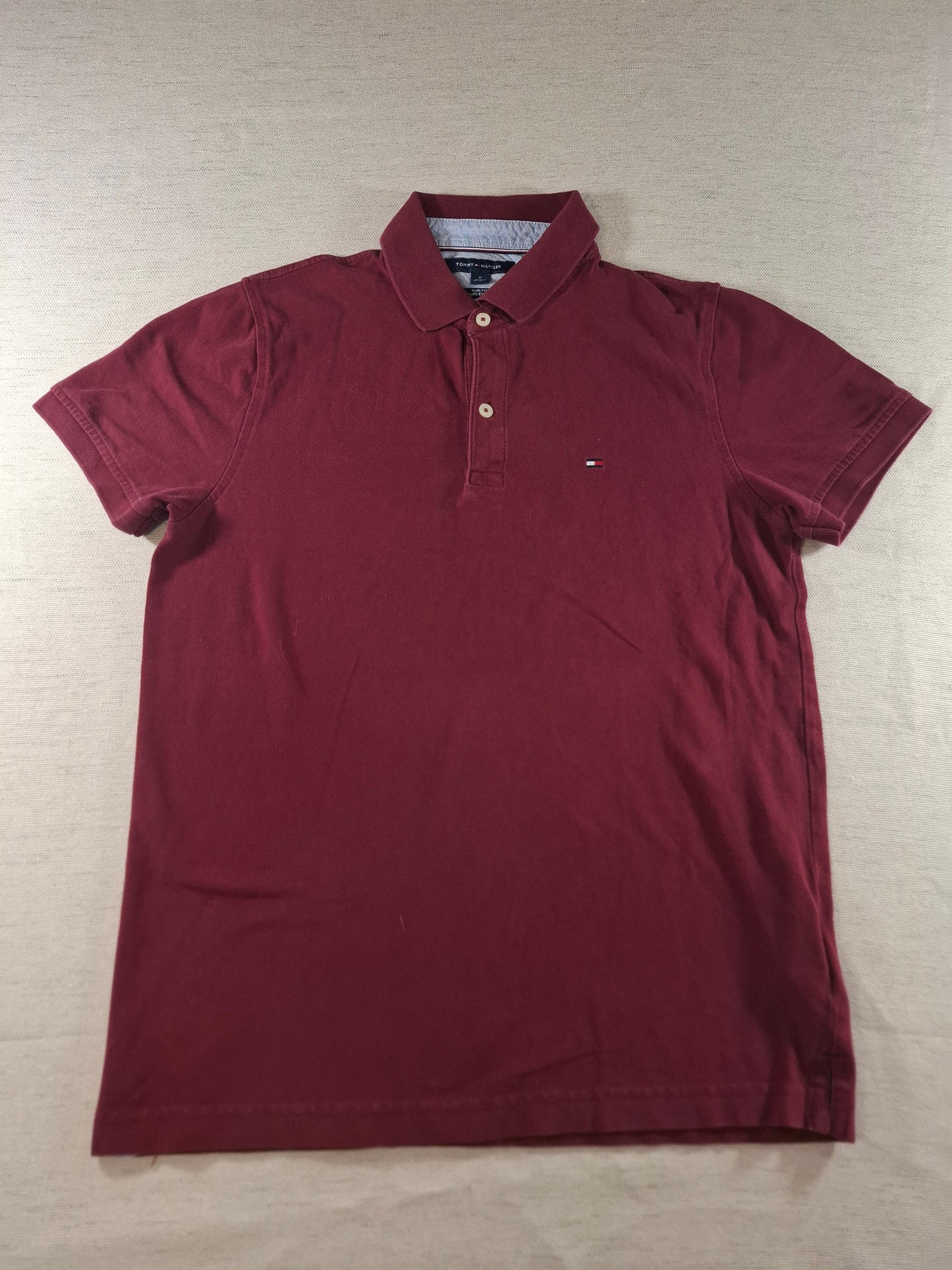 001345 Tommy Hilfiger Polo shirt size M Burgundy
