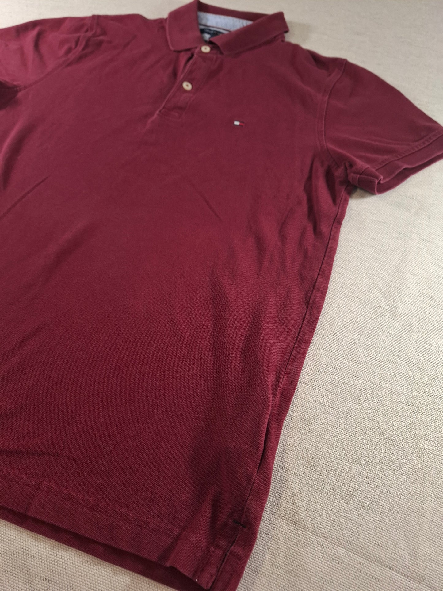001345 Tommy Hilfiger Polo shirt size M Burgundy