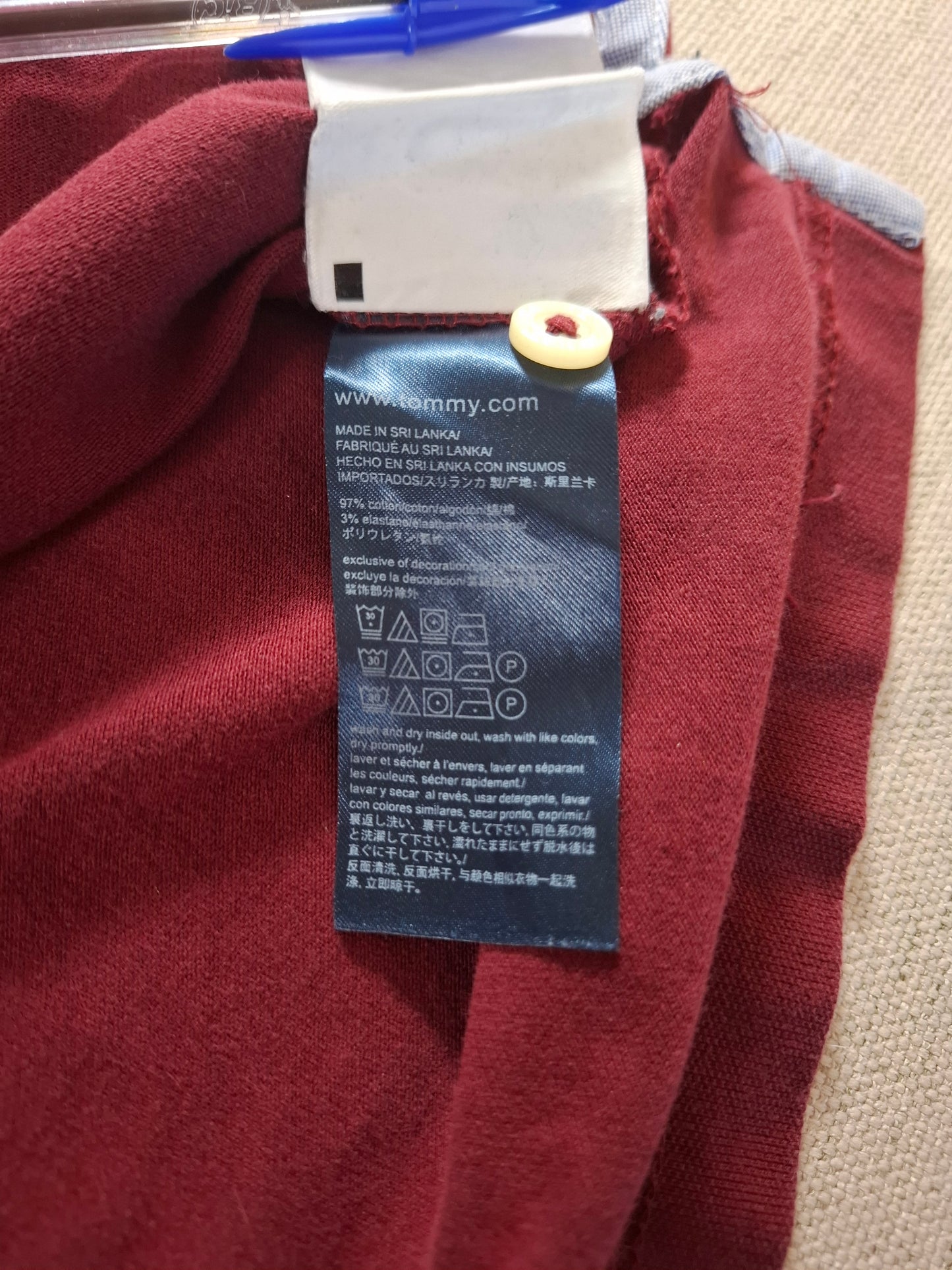001345 Tommy Hilfiger Polo shirt size M Burgundy