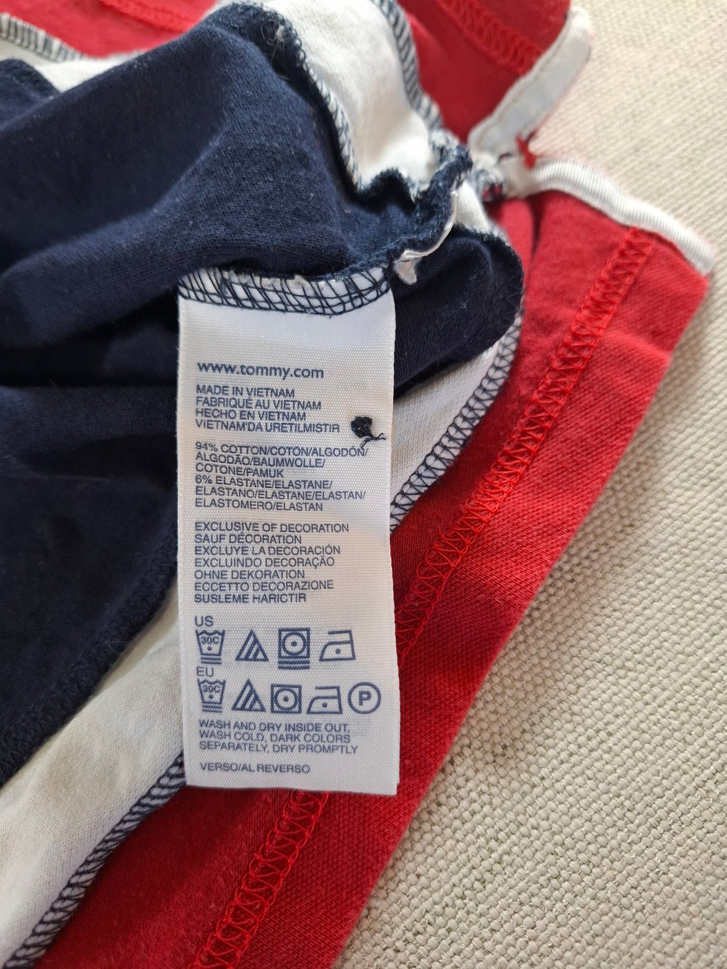 001350 Tommy Hilfiger Polo shirt size M Navy/ Red/ White