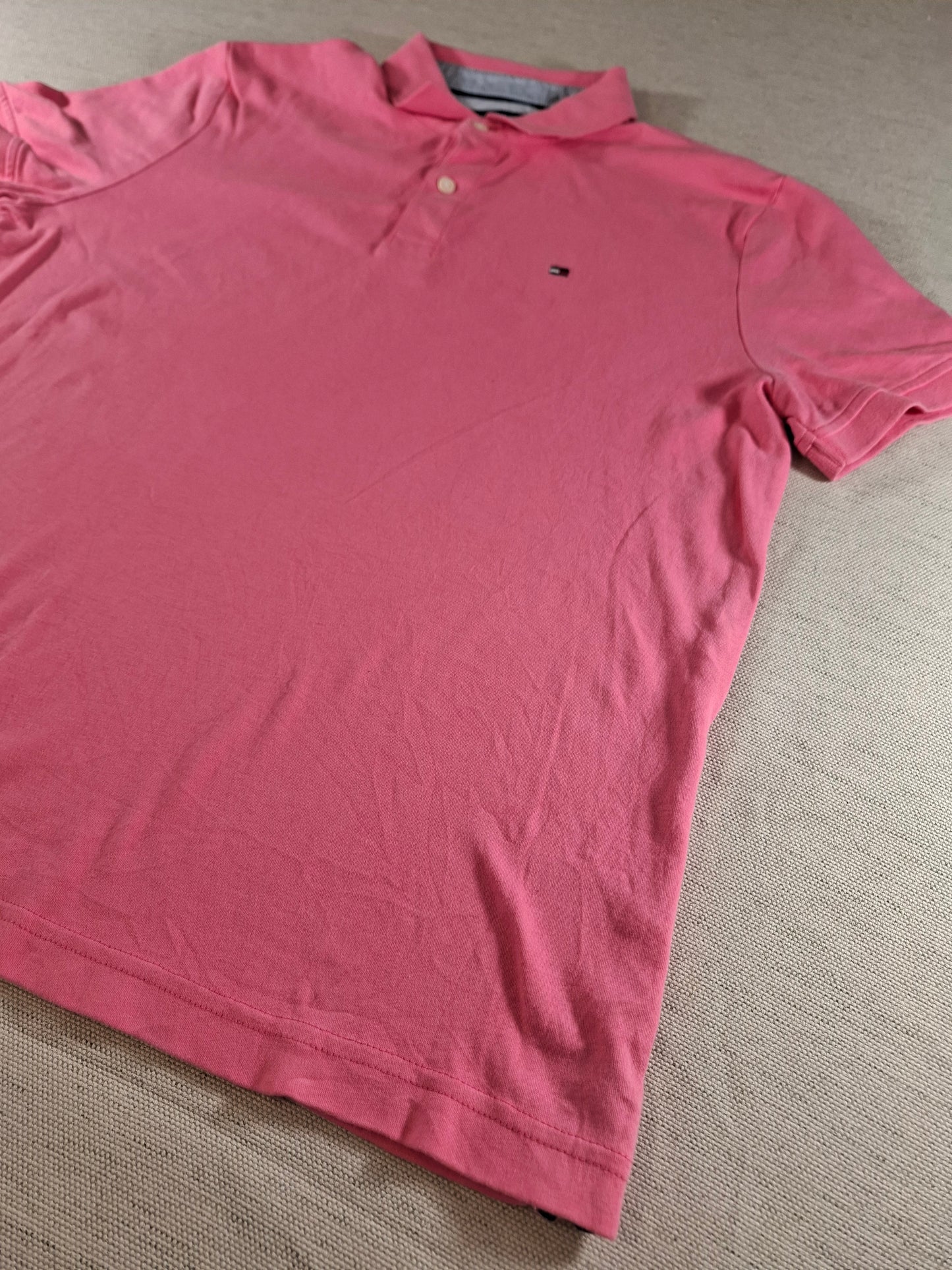 001352 Tommy Hilfiger Polo shirt size M Pink