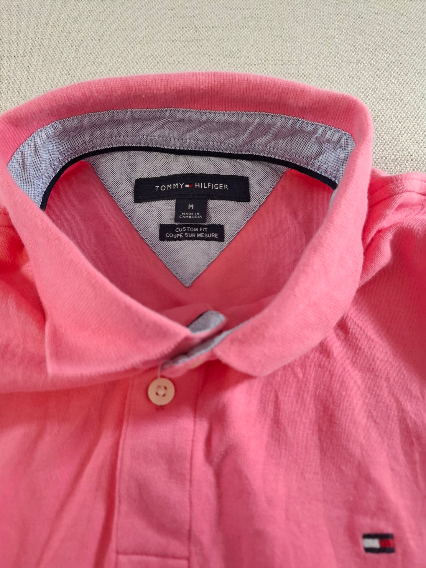 001352 Tommy Hilfiger Polo shirt size M Pink