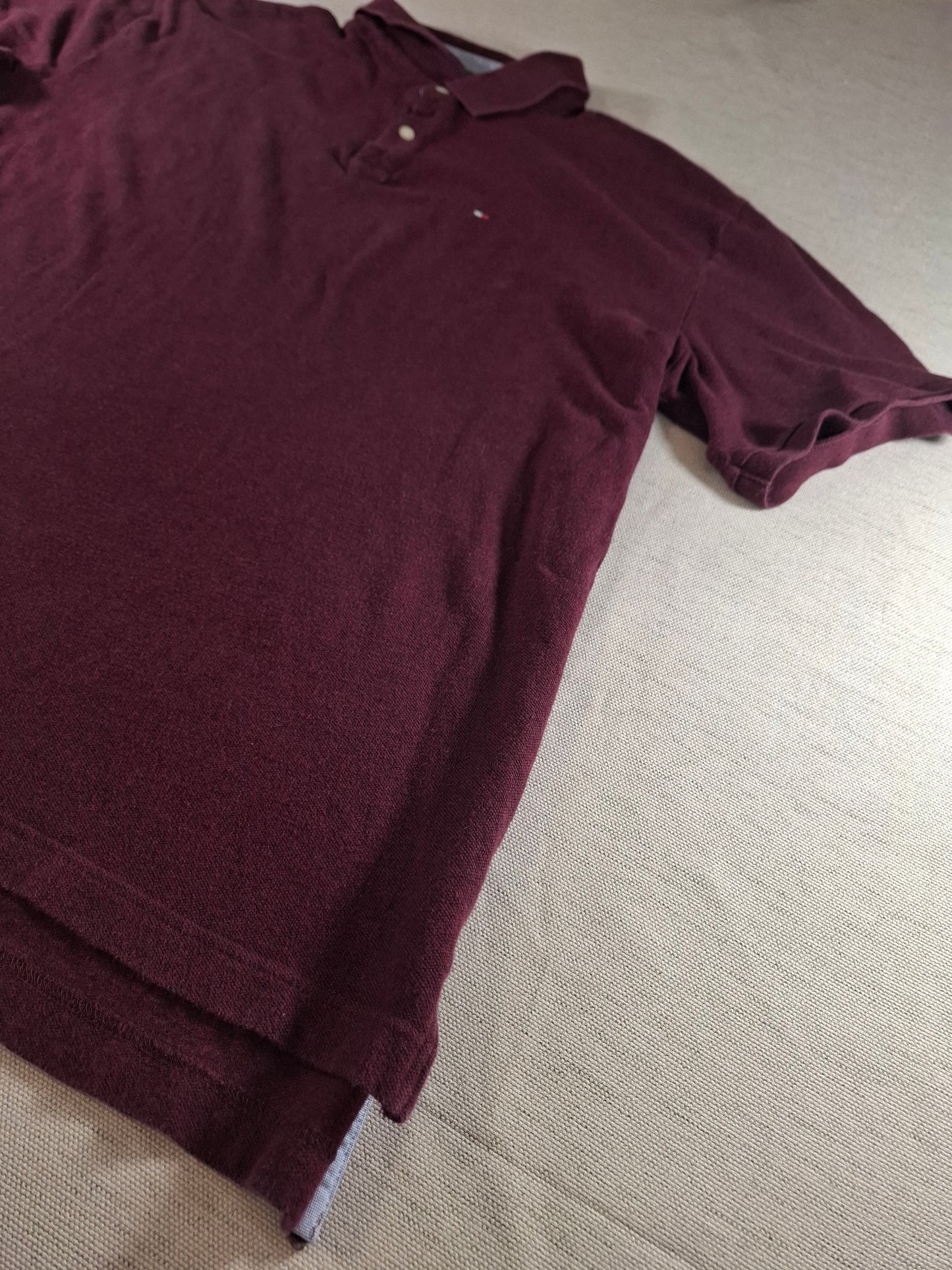 001353 Tommy Hilfiger Polo shirt size XXL Burgundy