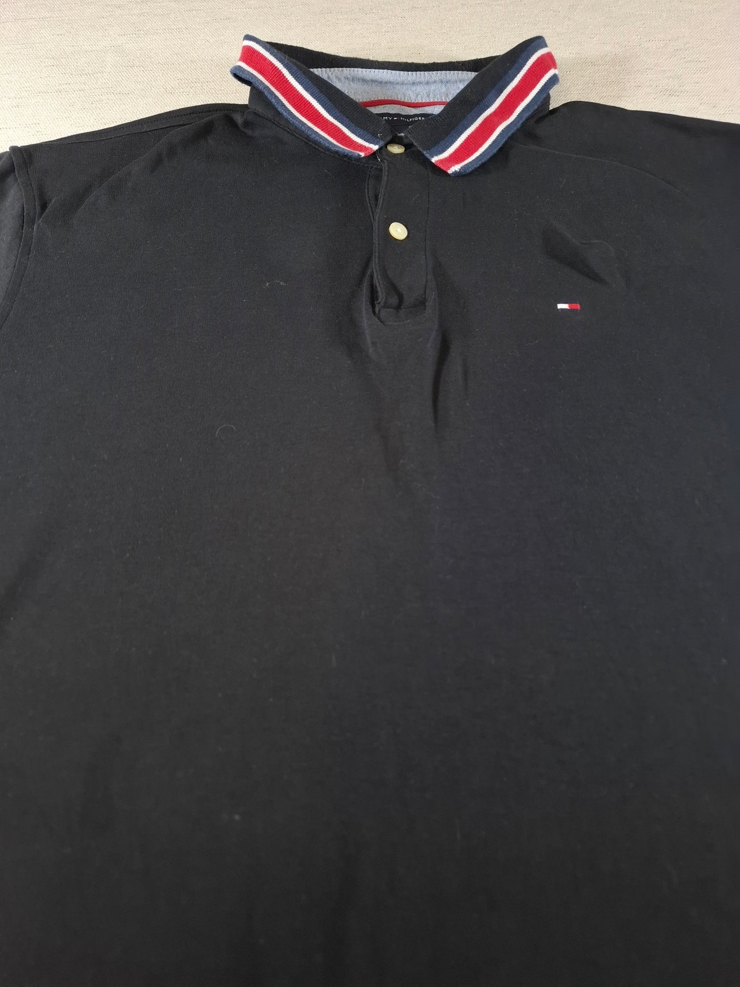 001354 Tommy Hilfiger Polo shirt size XL Black