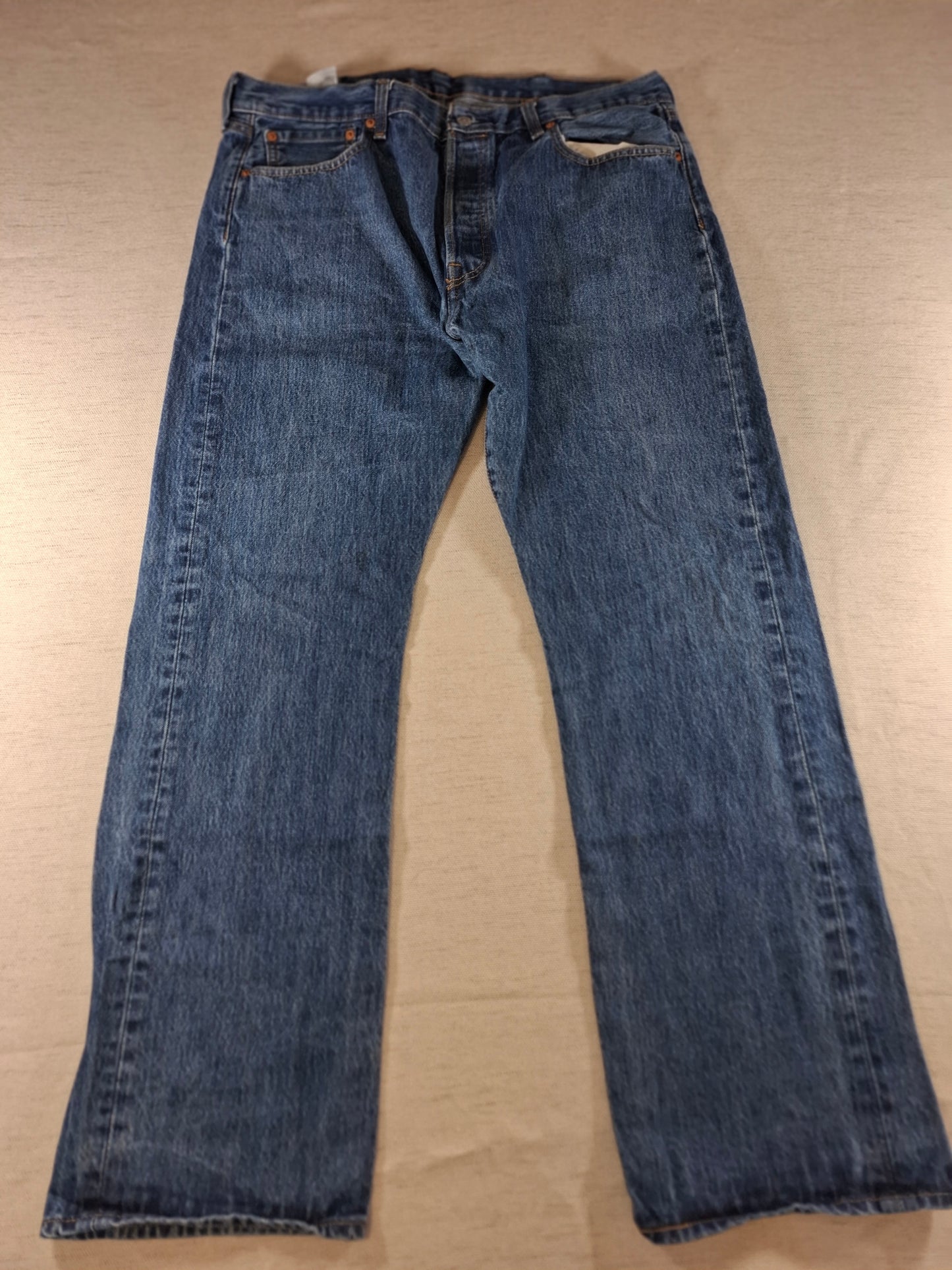 000231 Levi's 501 38/32 size Jeans Blue