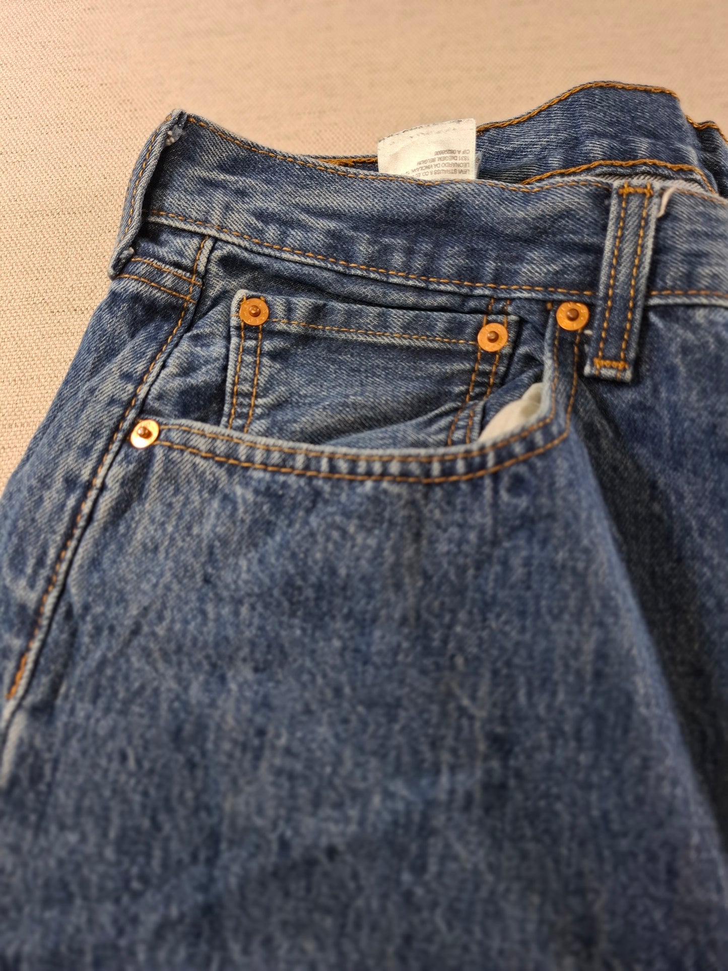 000231 Levi's 501 38/32 size Jeans Blue