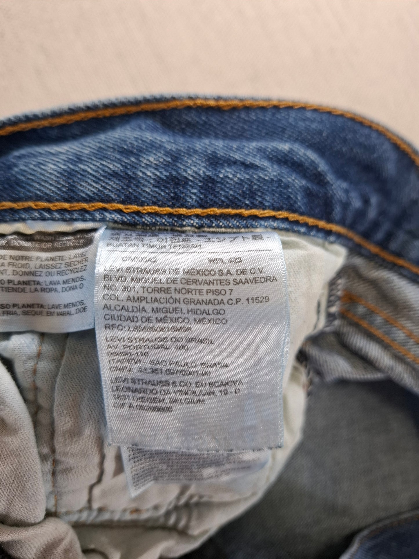 000231 Levi's 501 38/32 size Jeans Blue