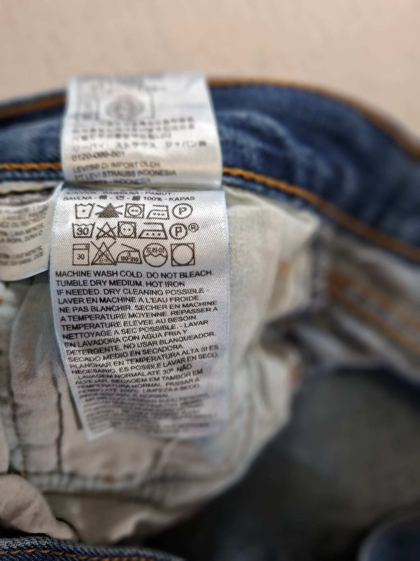 000231 Levi's 501 38/32 size Jeans Blue