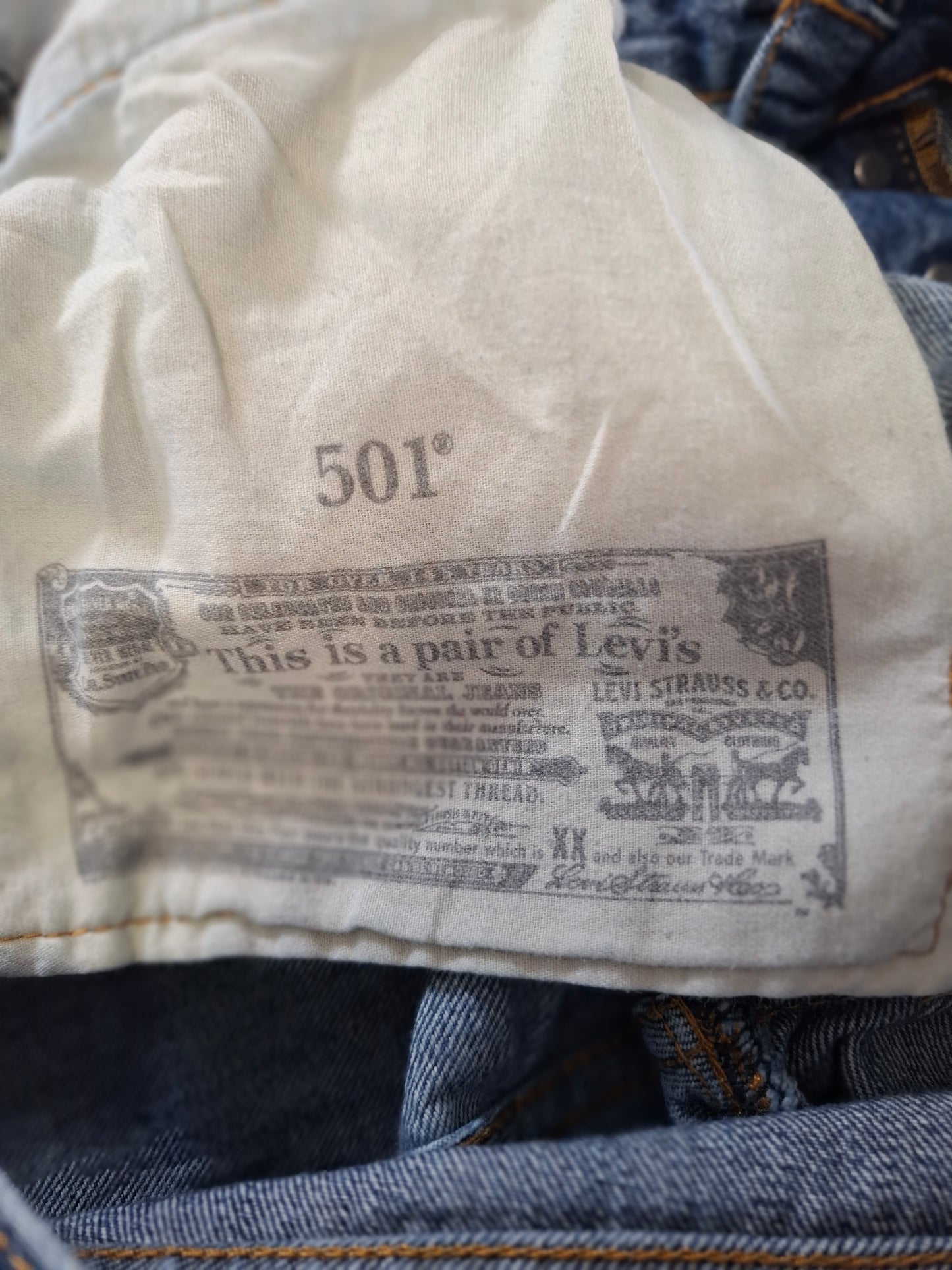 000231 Levi's 501 38/32 size Jeans Blue