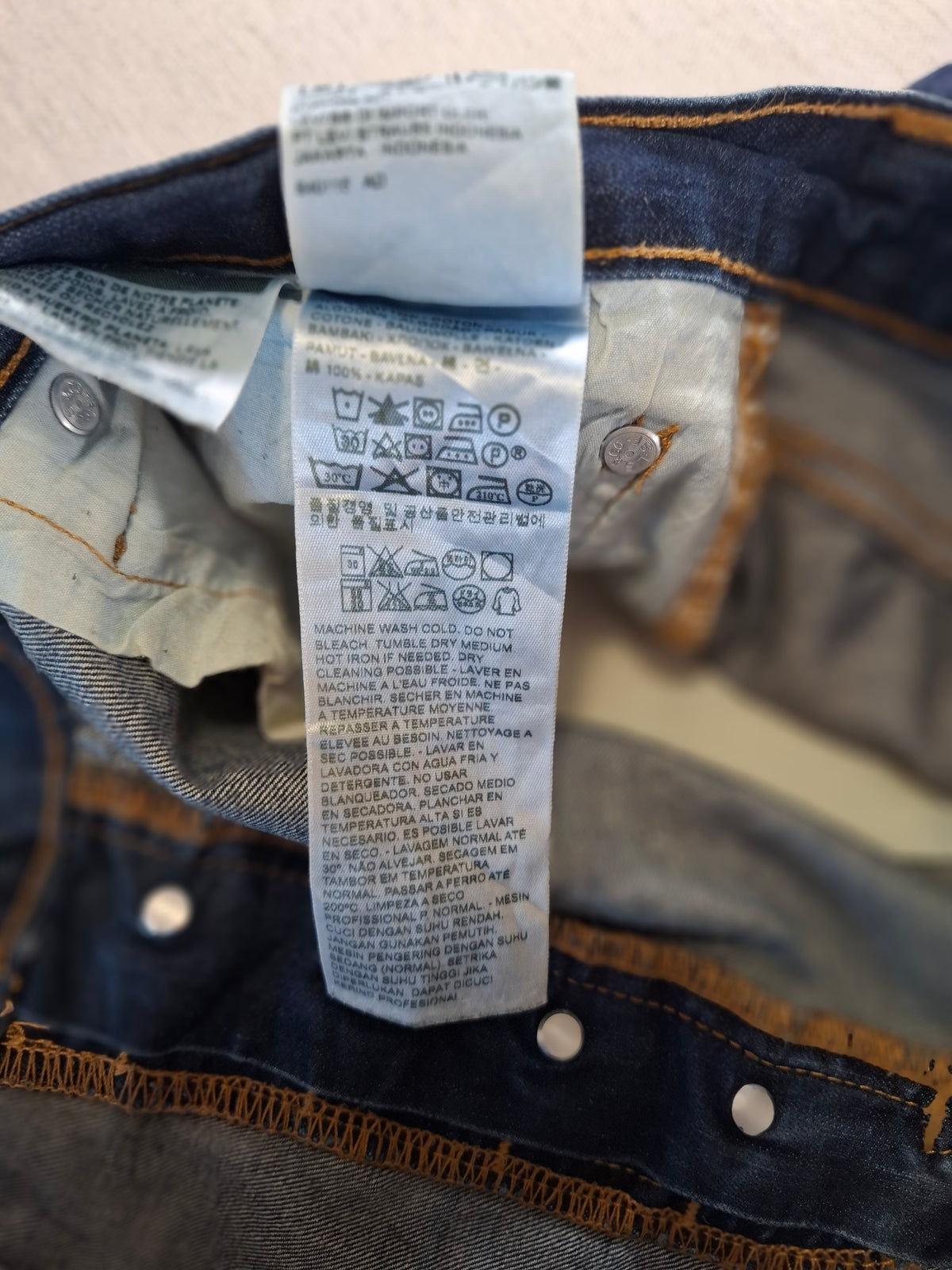 000232 Levi's 501 Jeans size 38/32 Blue