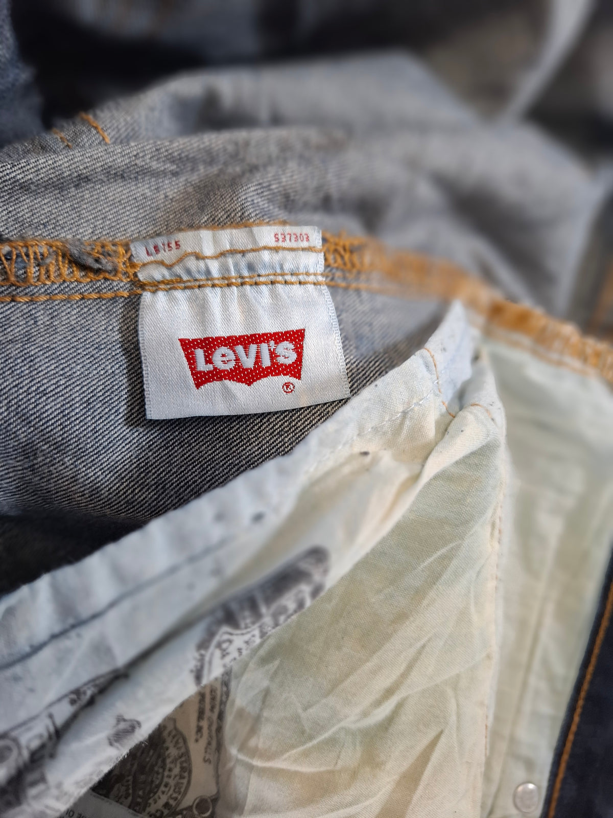 000232 Levi's 501 Jeans size 38/32 Blue