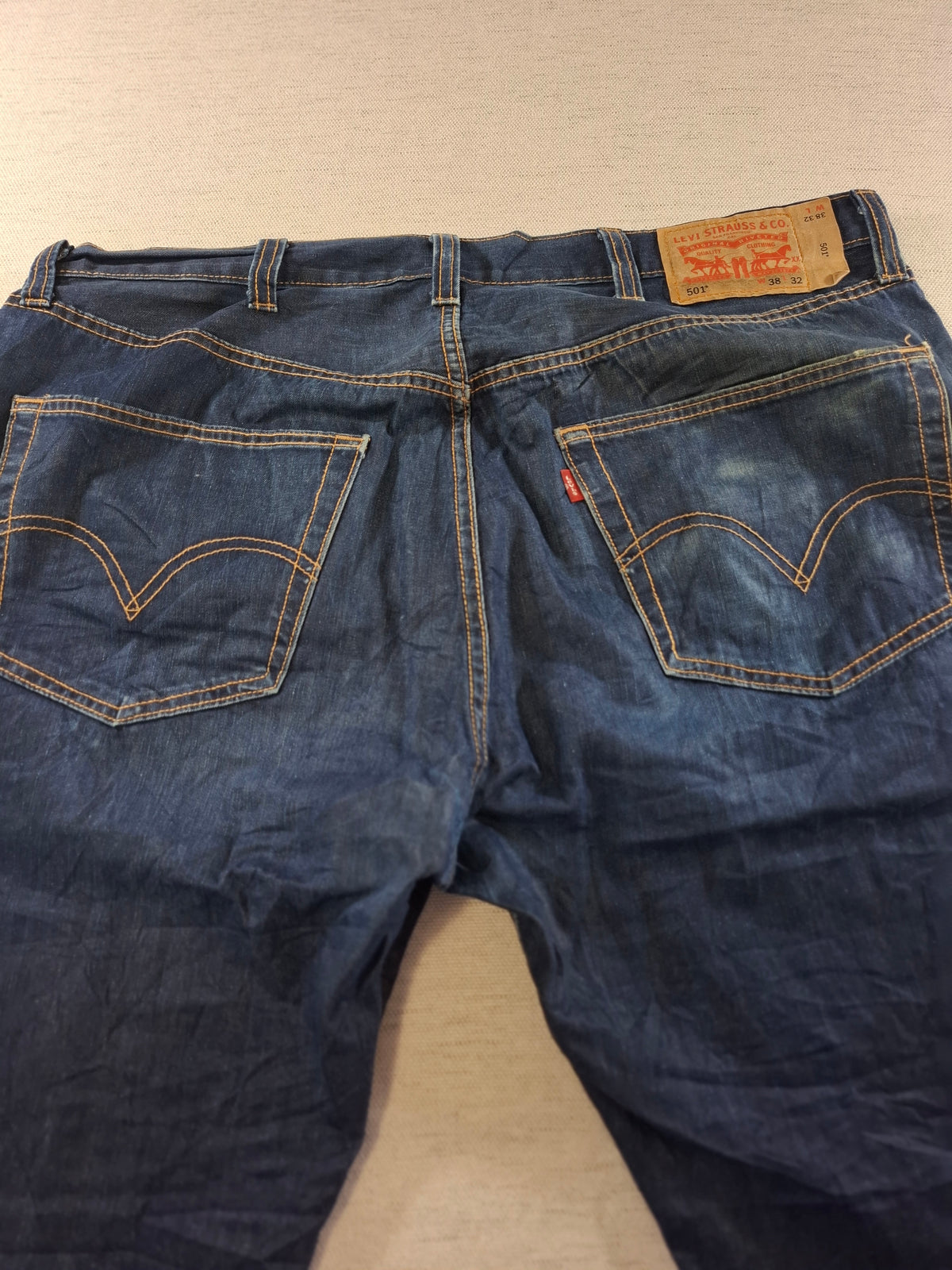 000232 Levi's 501 Jeans size 38/32 Blue