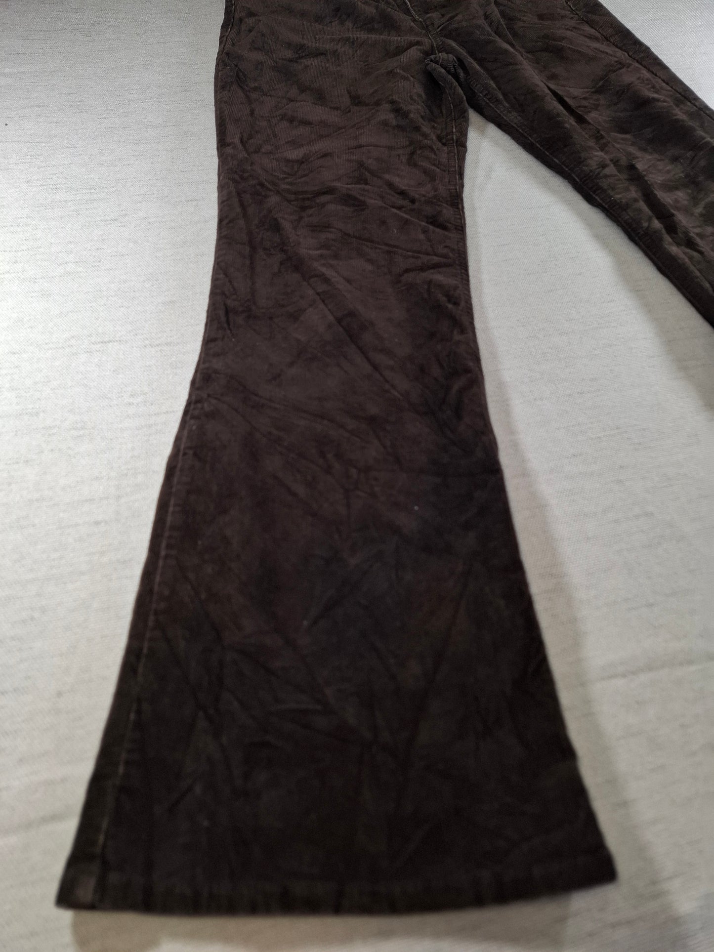 001379 Eddie Bauer Corduroy – Brown, Size 10