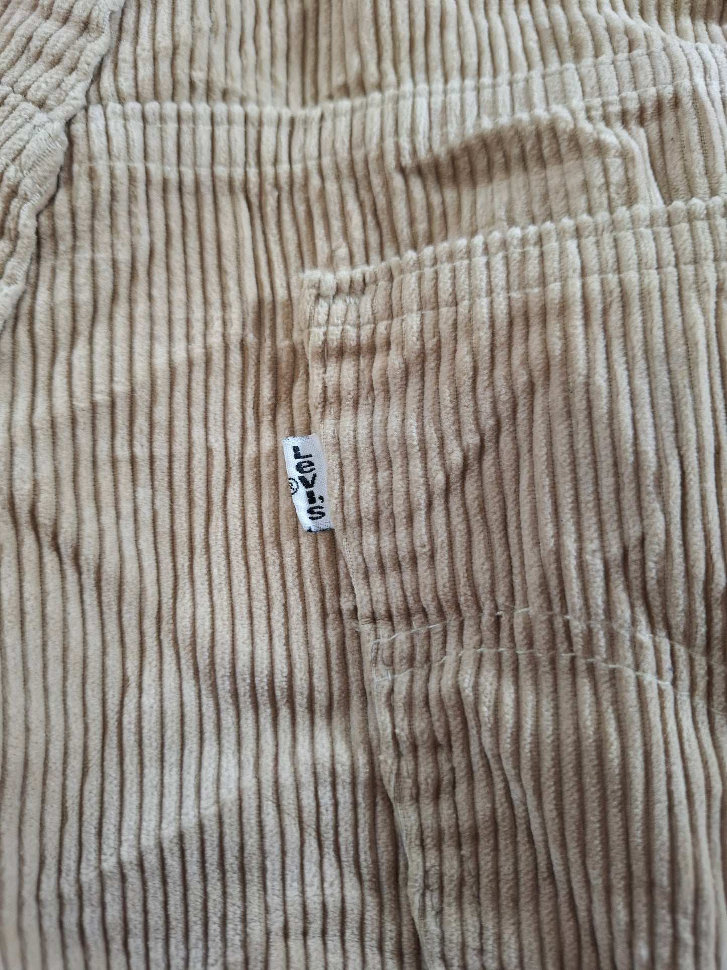 001381 Levi's Corduroy – Beige, Size 34/32