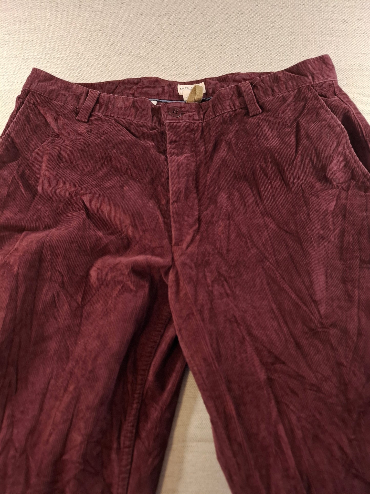 001382 Dockers Corduroy – Burgundy, Size 34/34