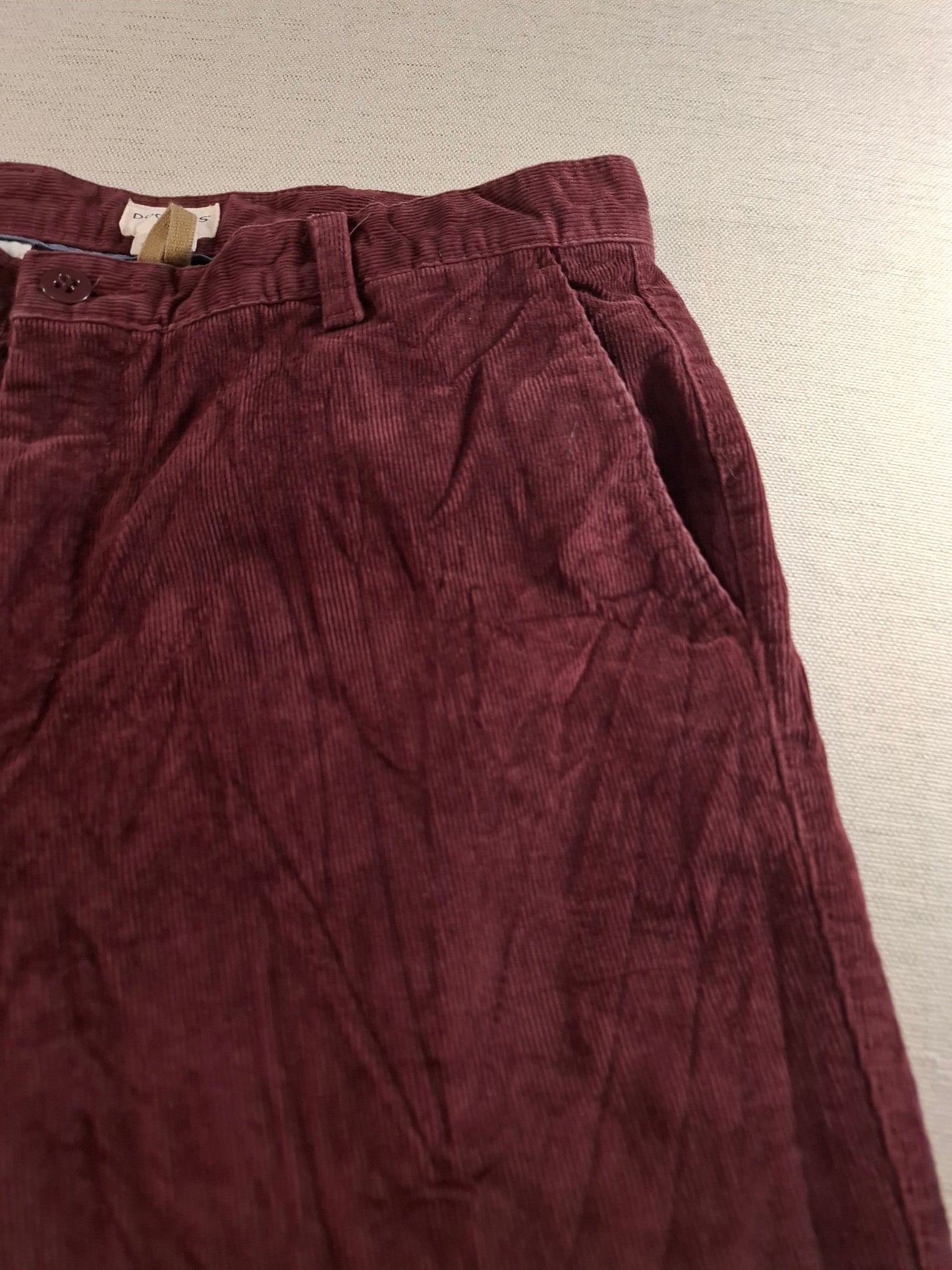 001382 Dockers Corduroy – Burgundy, Size 34/34