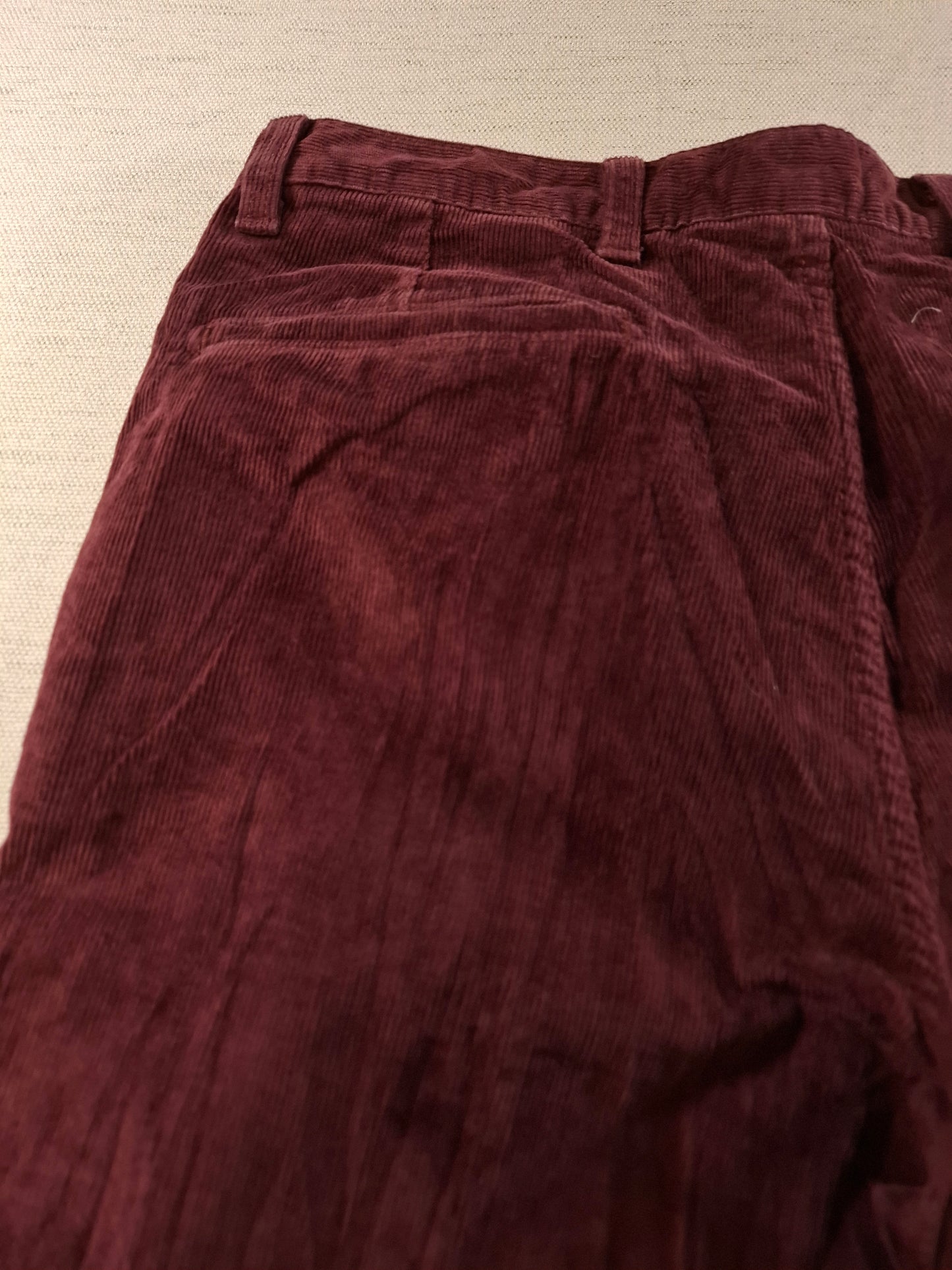 001382 Dockers Corduroy – Burgundy, Size 34/34
