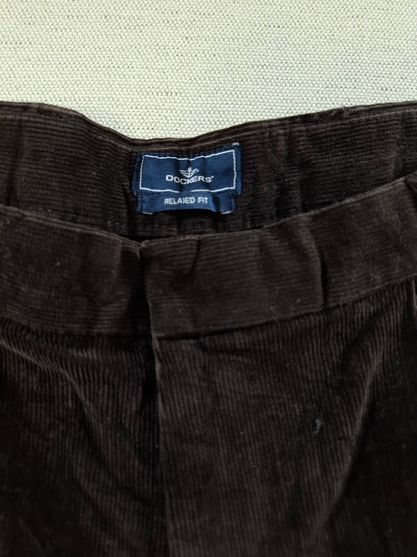001383 Dockers Corduroy – Brown, Size 32/30