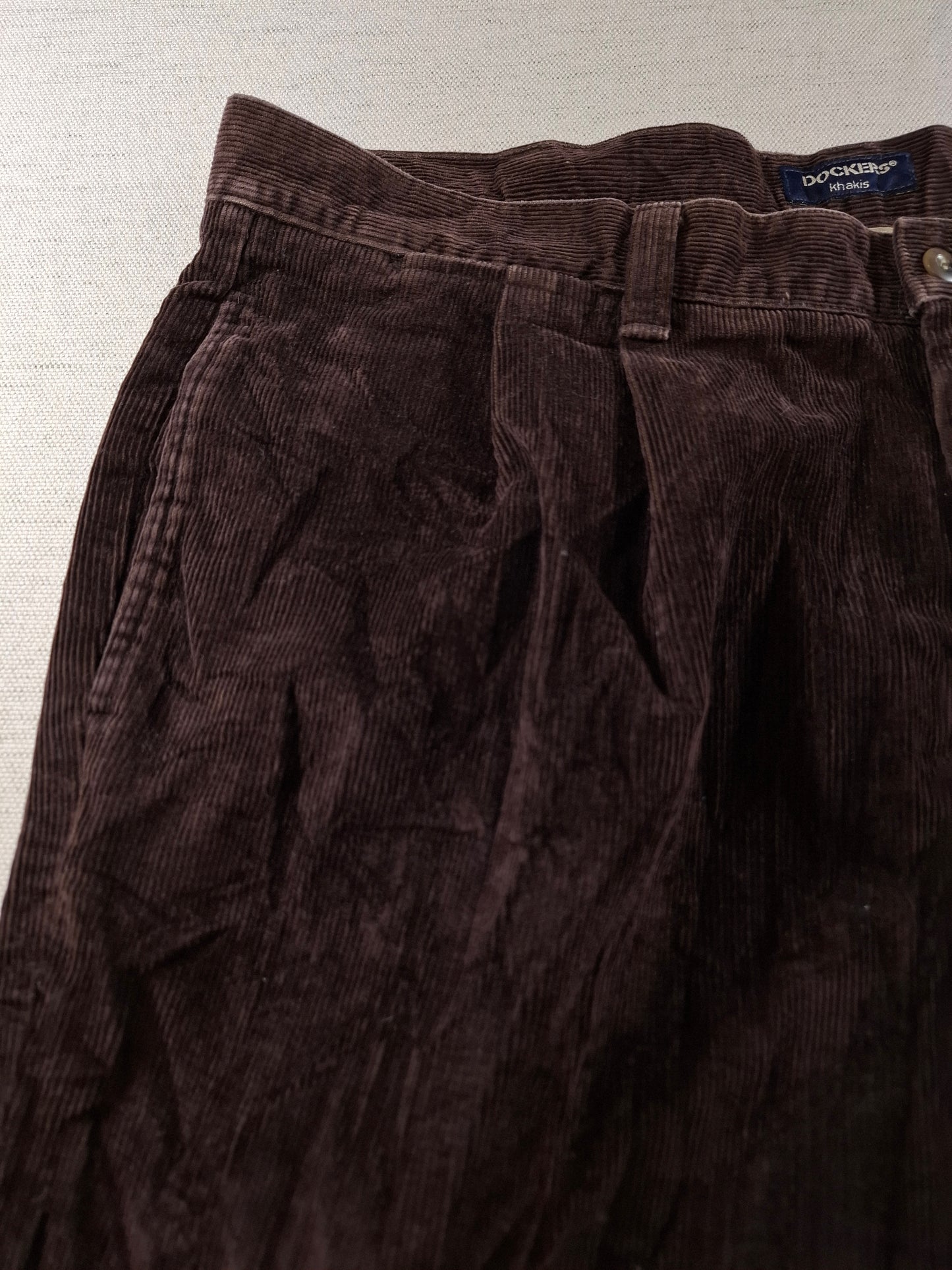 001385 Dockers Corduroy – Brown, Size 40/32