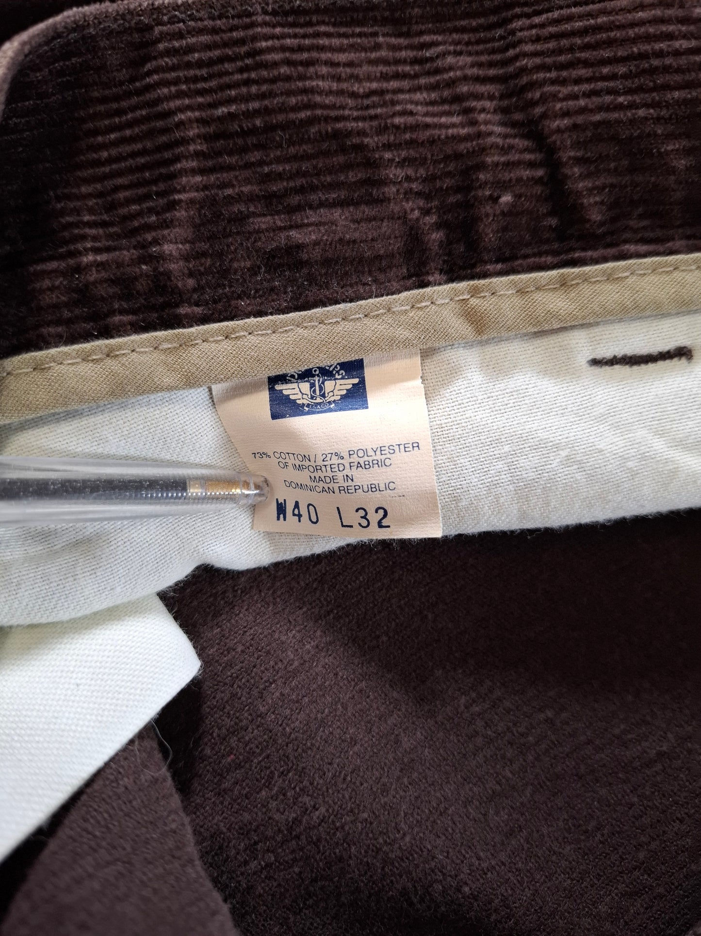 001385 Dockers Corduroy – Brown, Size 40/32