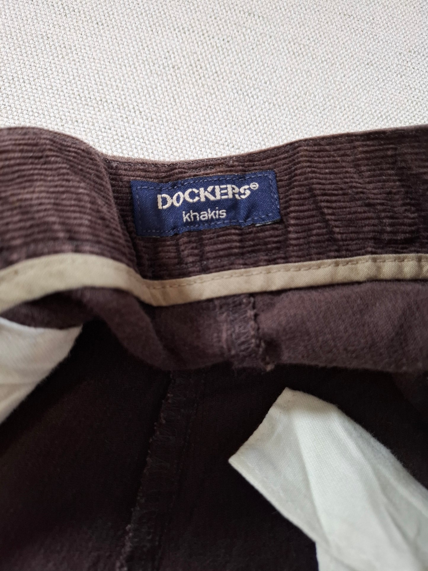 001385 Dockers Corduroy – Brown, Size 40/32