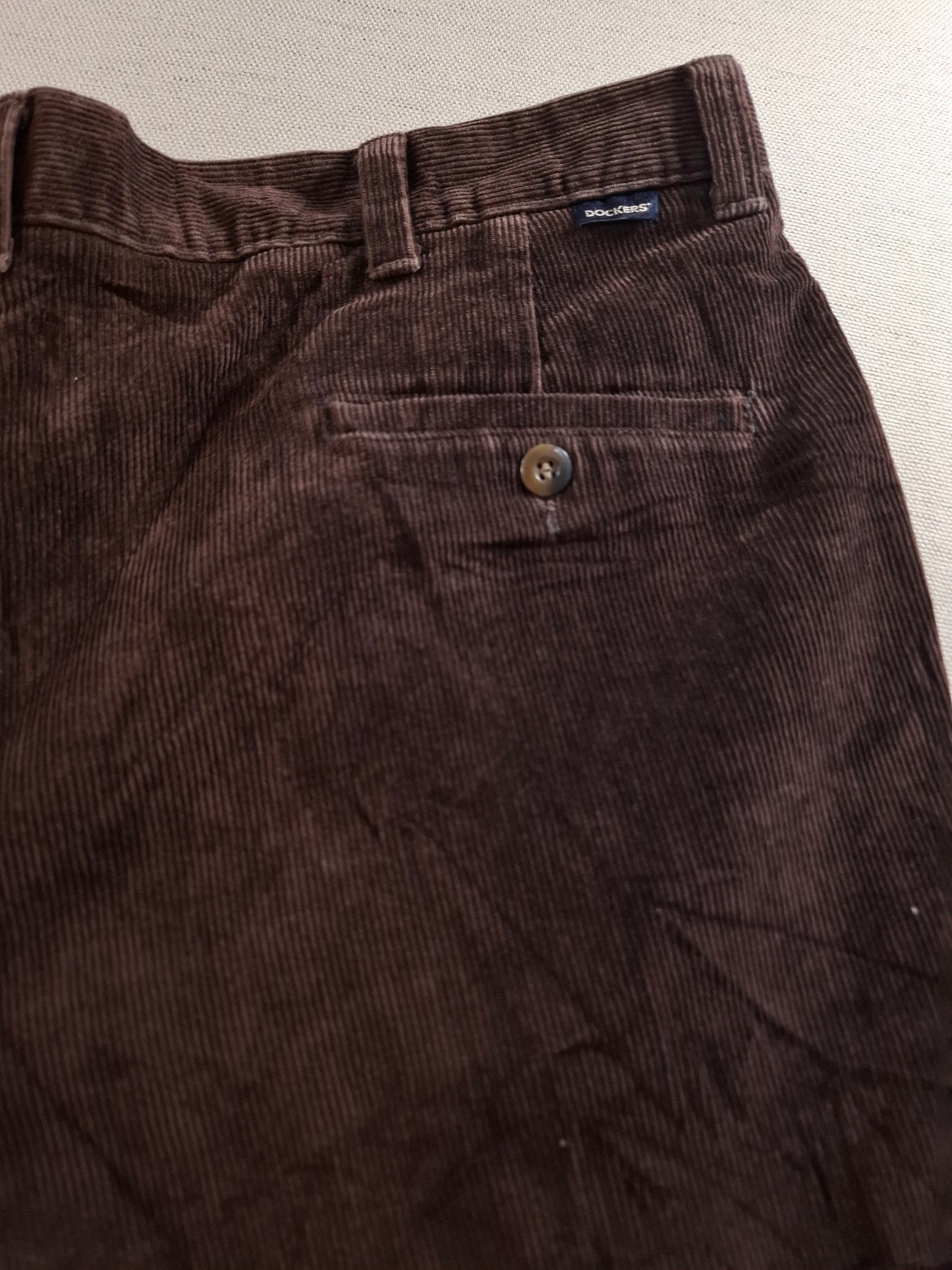 001385 Dockers Corduroy – Brown, Size 40/32