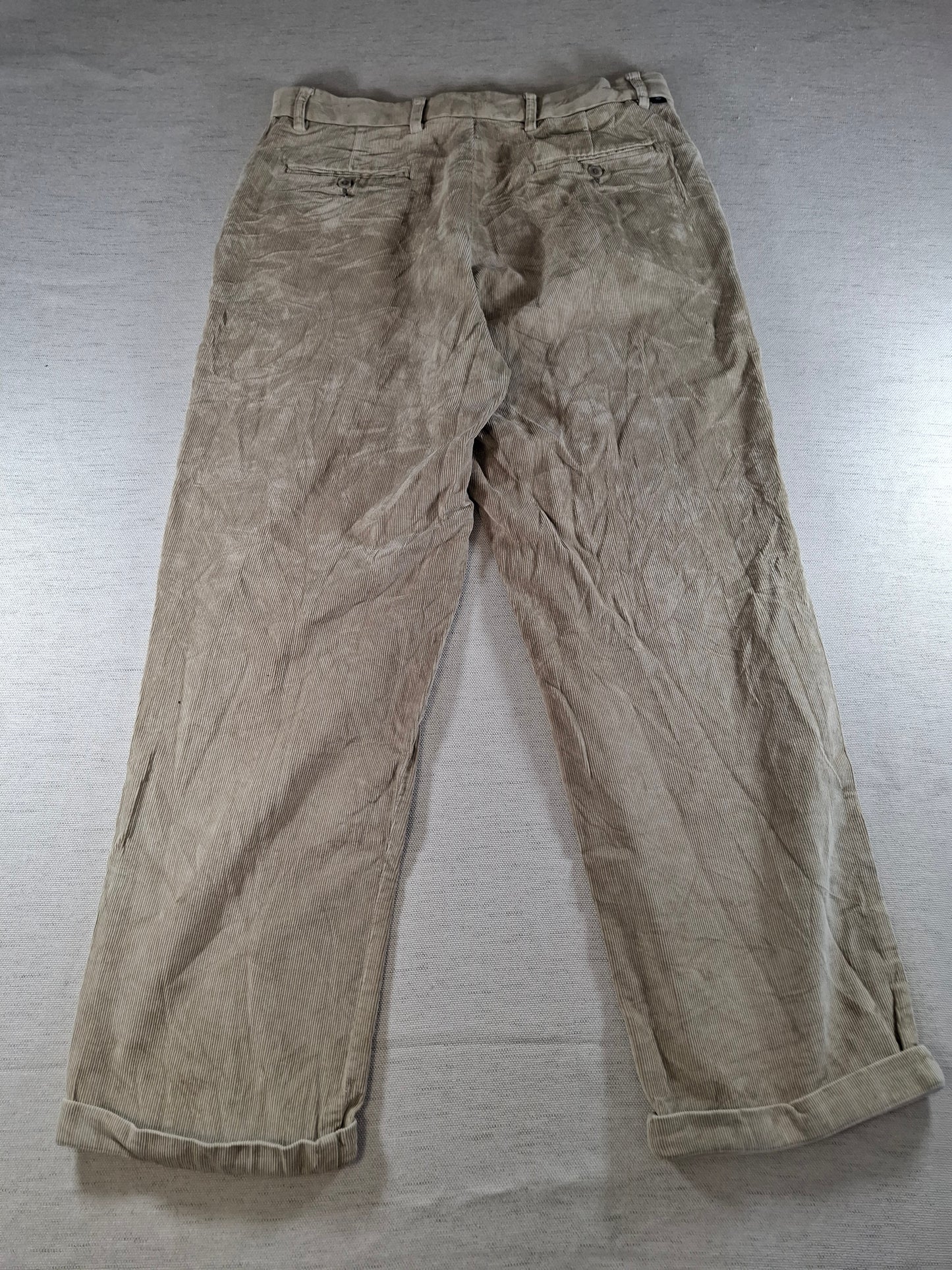 001386 Dockers Corduroy – Beige, Size 34/32