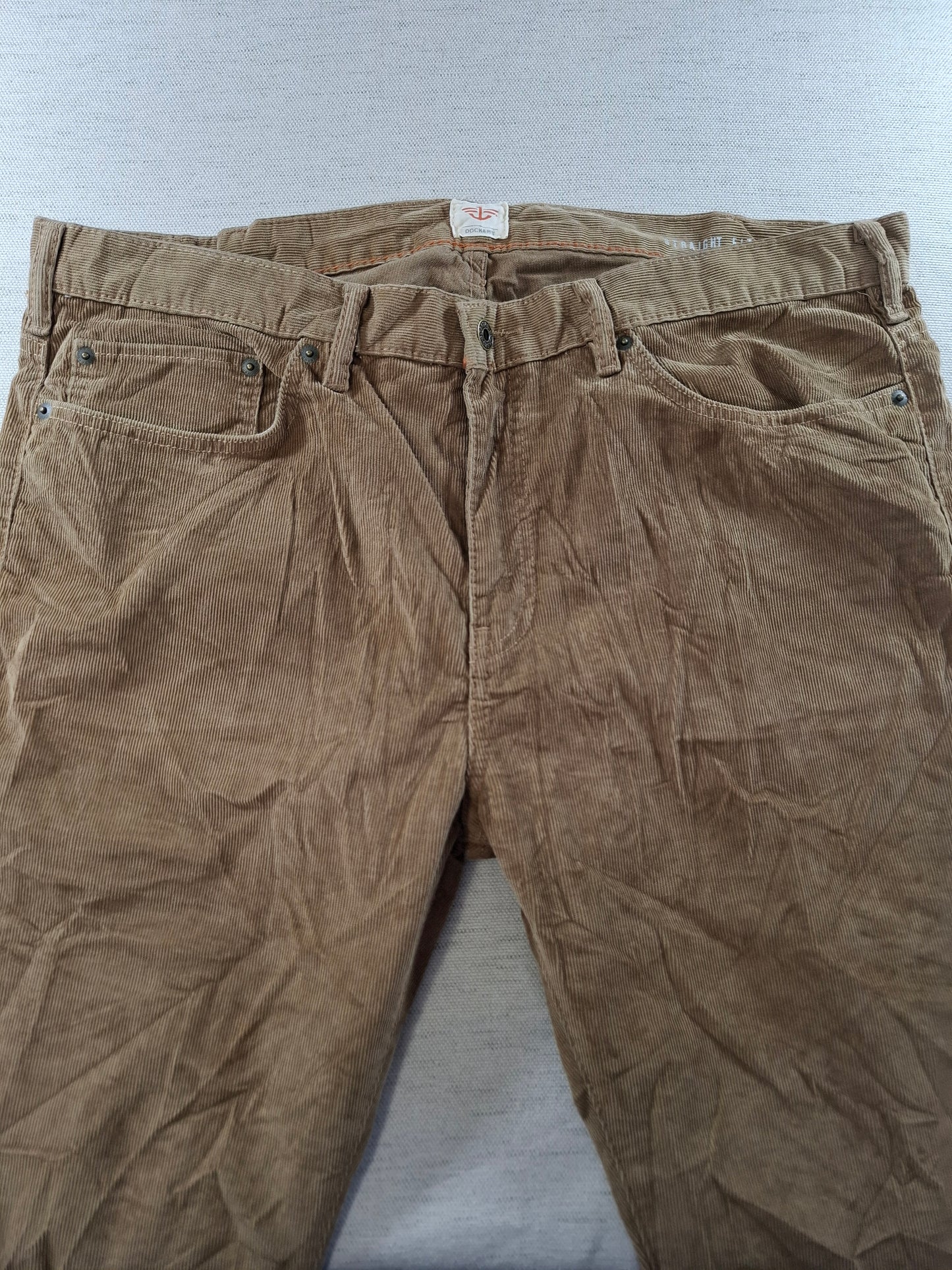 001388 Dockers Corduroy – Light Brown, Size 38/32