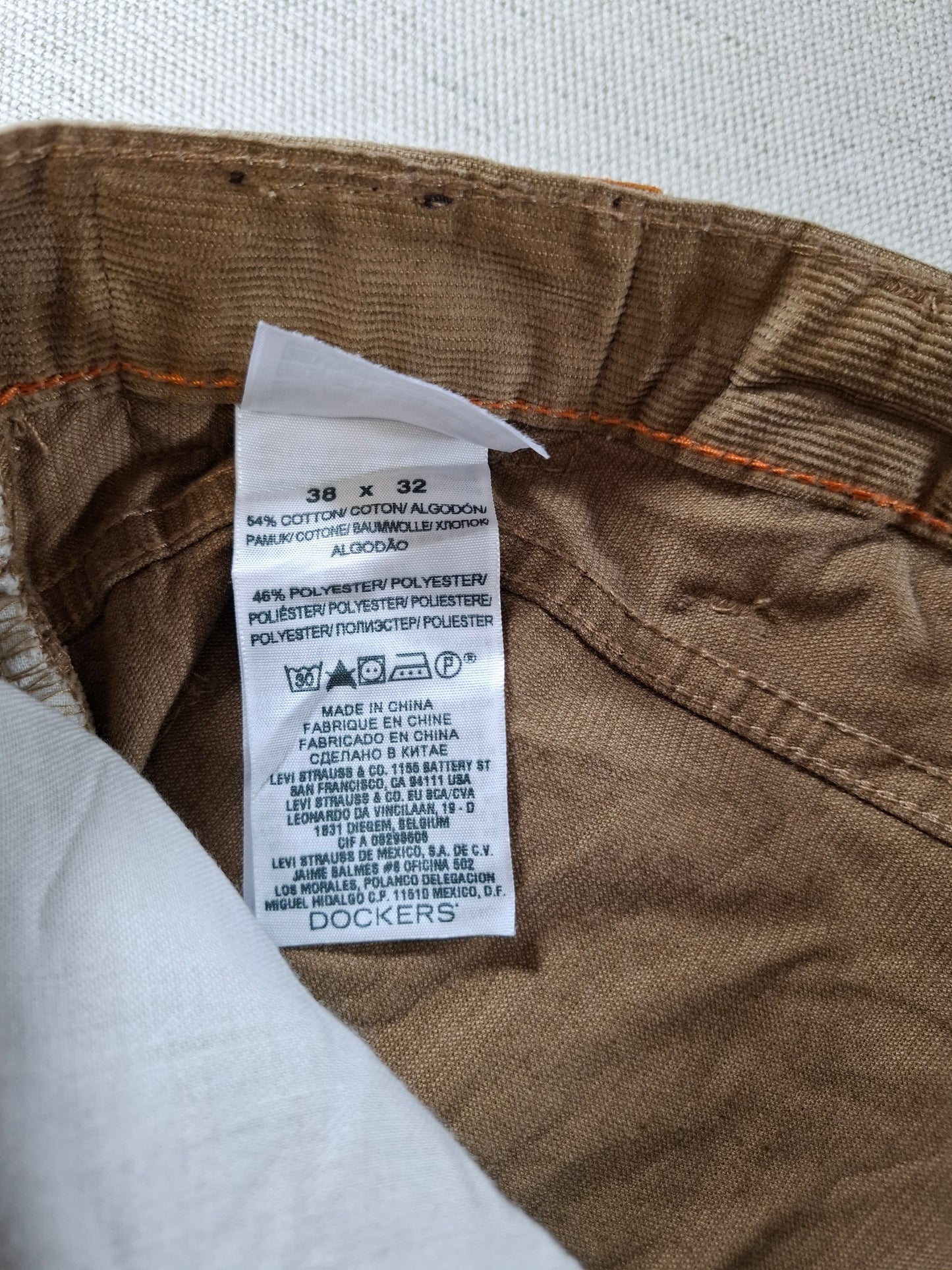 001388 Dockers Corduroy – Light Brown, Size 38/32