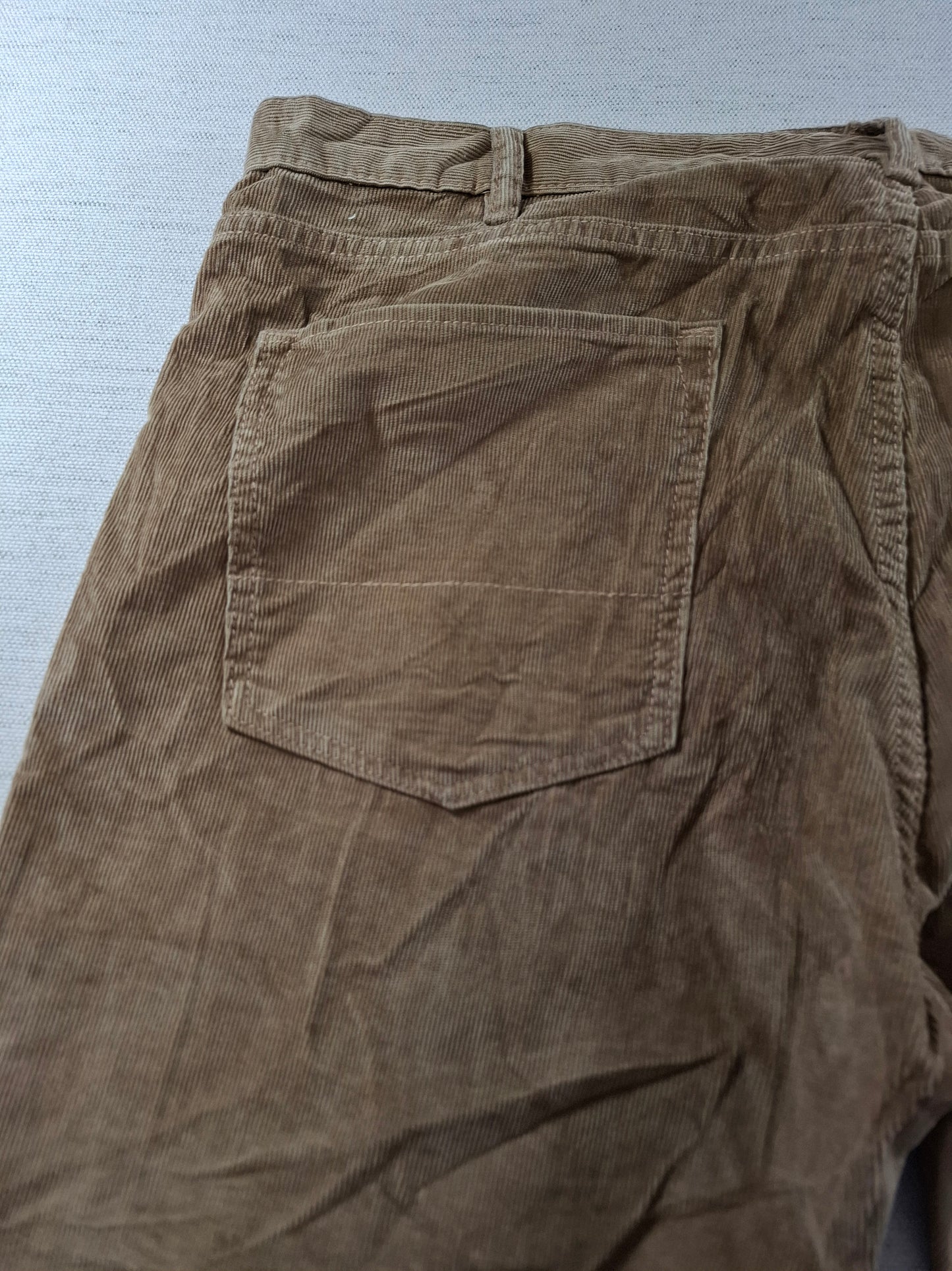 001388 Dockers Corduroy – Light Brown, Size 38/32