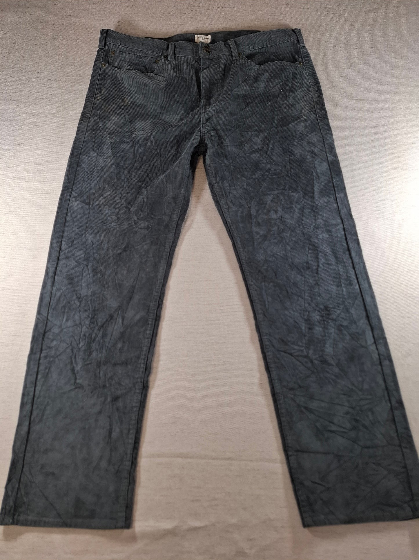 001389 Dockers Corduroy – Grey, Size 38/30