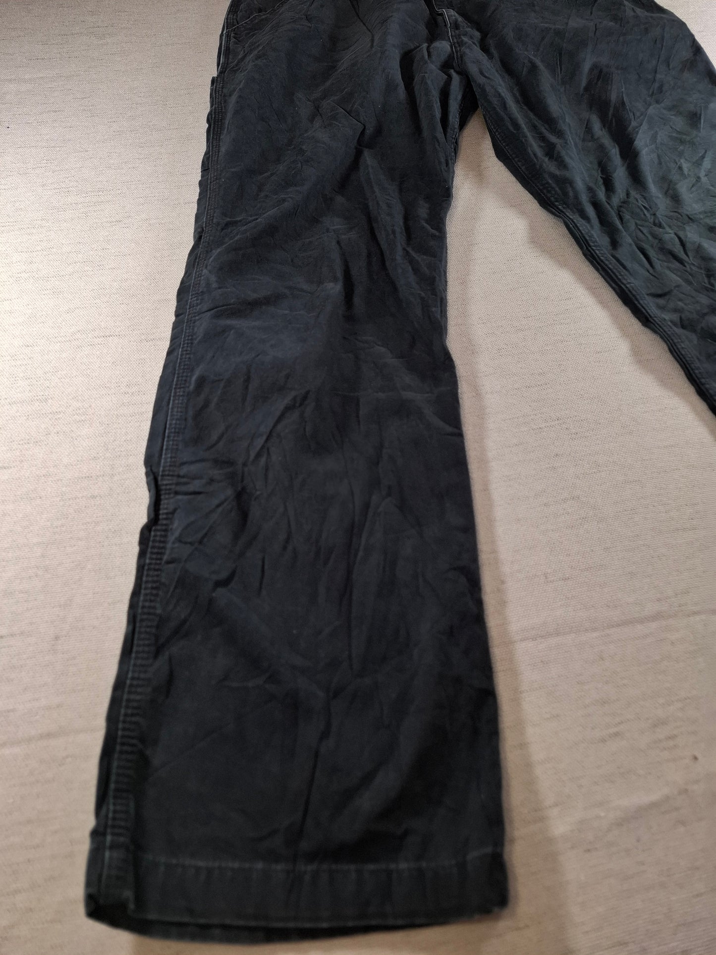 001392 Carhartt Jeans – Black, Size 38/32
