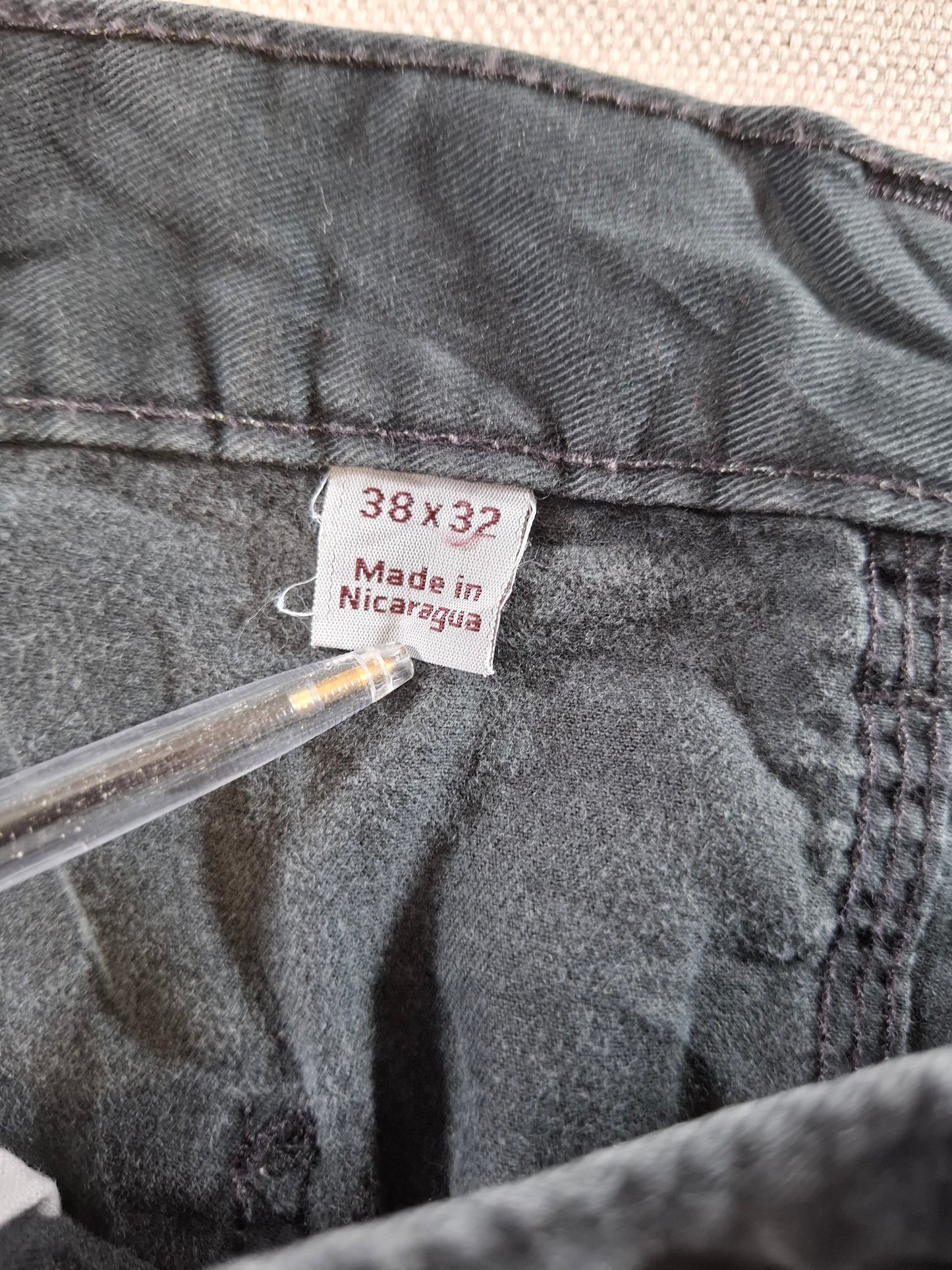 001392 Carhartt Jeans – Black, Size 38/32