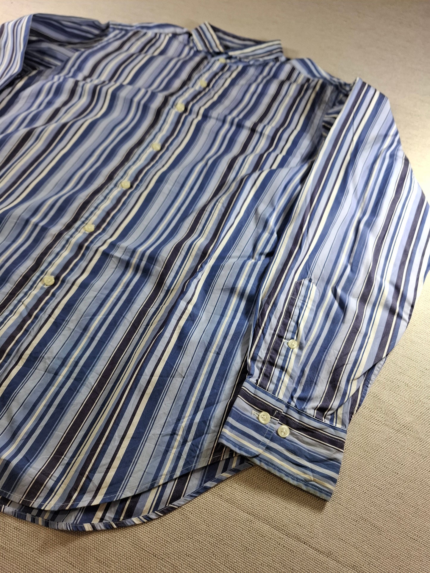 001369 Polo Ralph Lauren Button down shirt – Multicolor blue striped, Size 15 1/2 / M