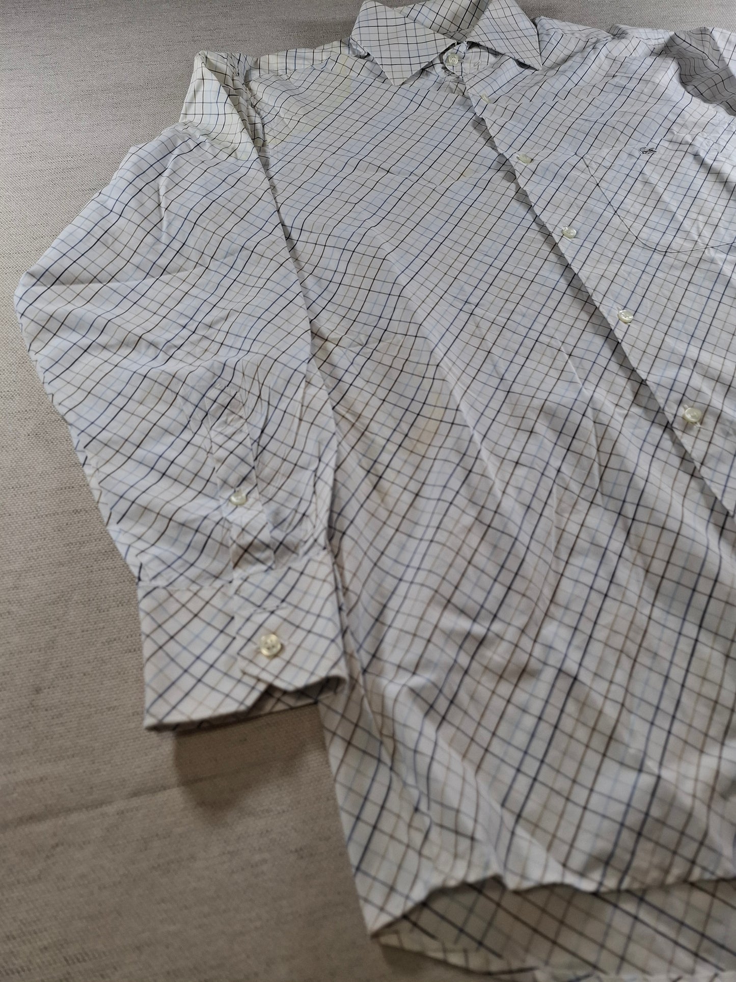 001372 Lacoste Button down shirt – White/ Blue/ Brown checkered, Size 41