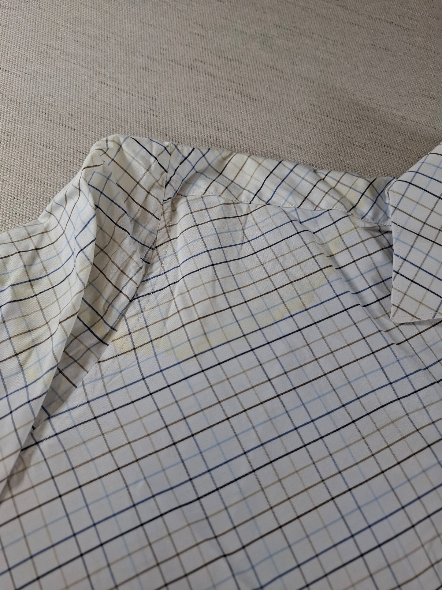 001372 Lacoste Button down shirt – White/ Blue/ Brown checkered, Size 41