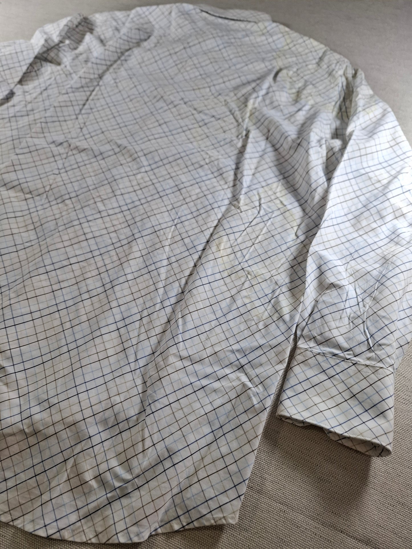 001372 Lacoste Button down shirt – White/ Blue/ Brown checkered, Size 41