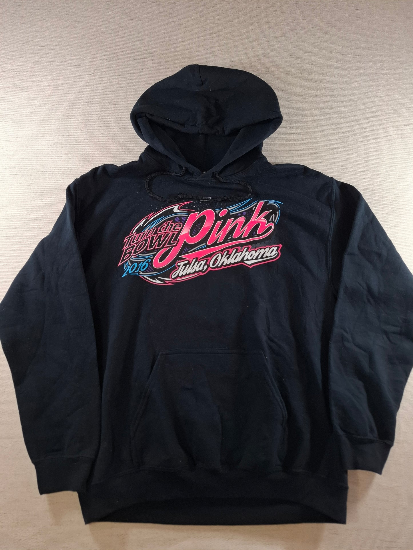 001411 – Gildan Hoodie – Black, Size M