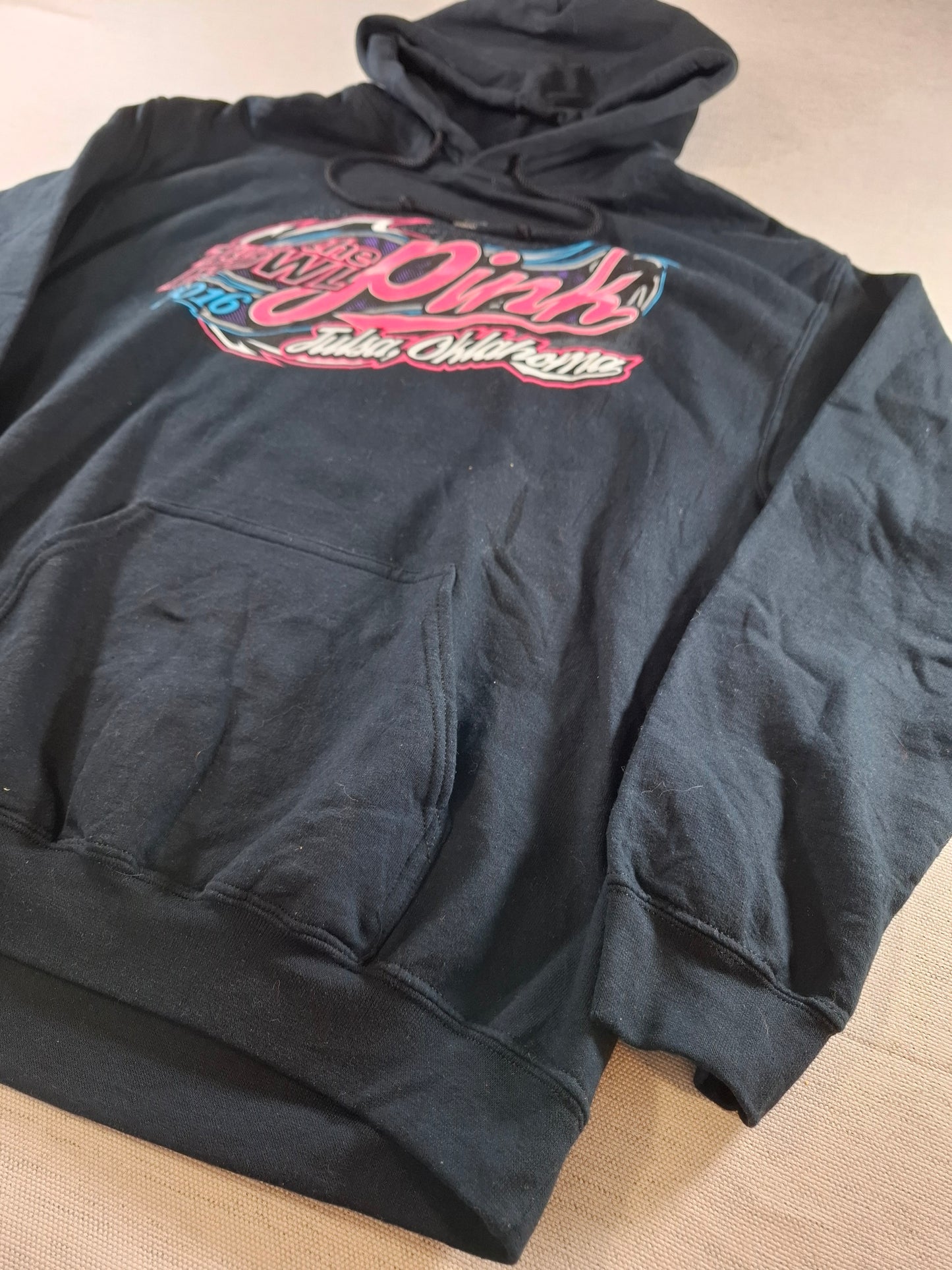 001411 – Gildan Hoodie – Black, Size M