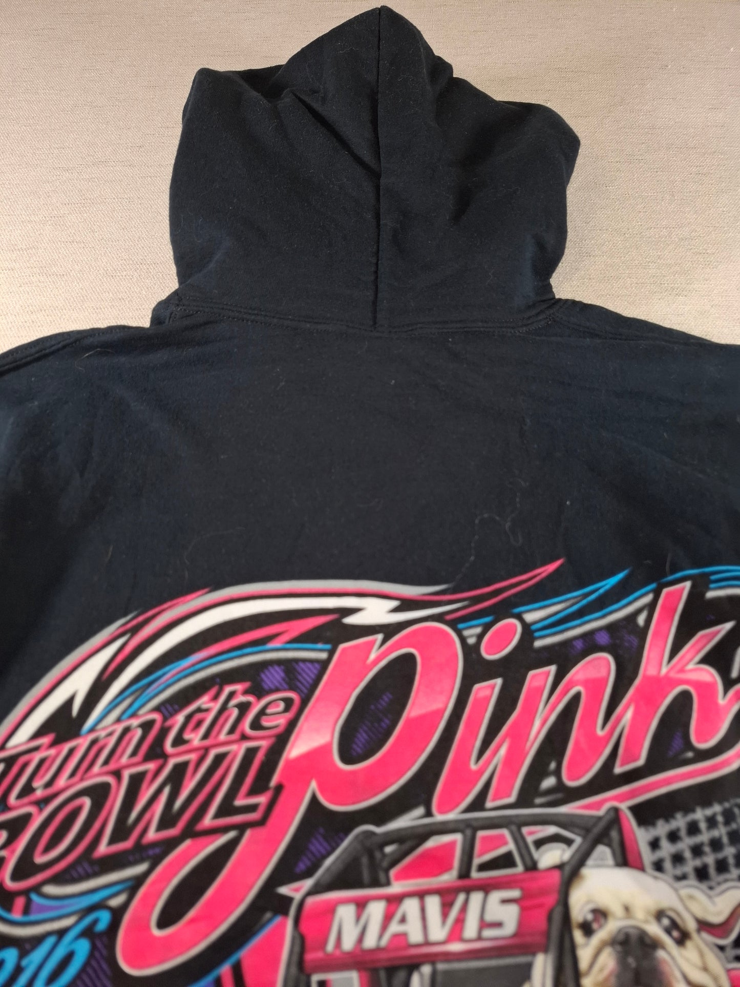 001411 – Gildan Hoodie – Black, Size M