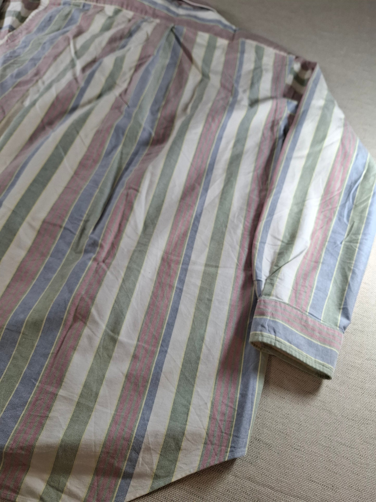 001413 – Polo Ralph Lauren Shirt – White/Green/Red Striped, Size 17,5/35
