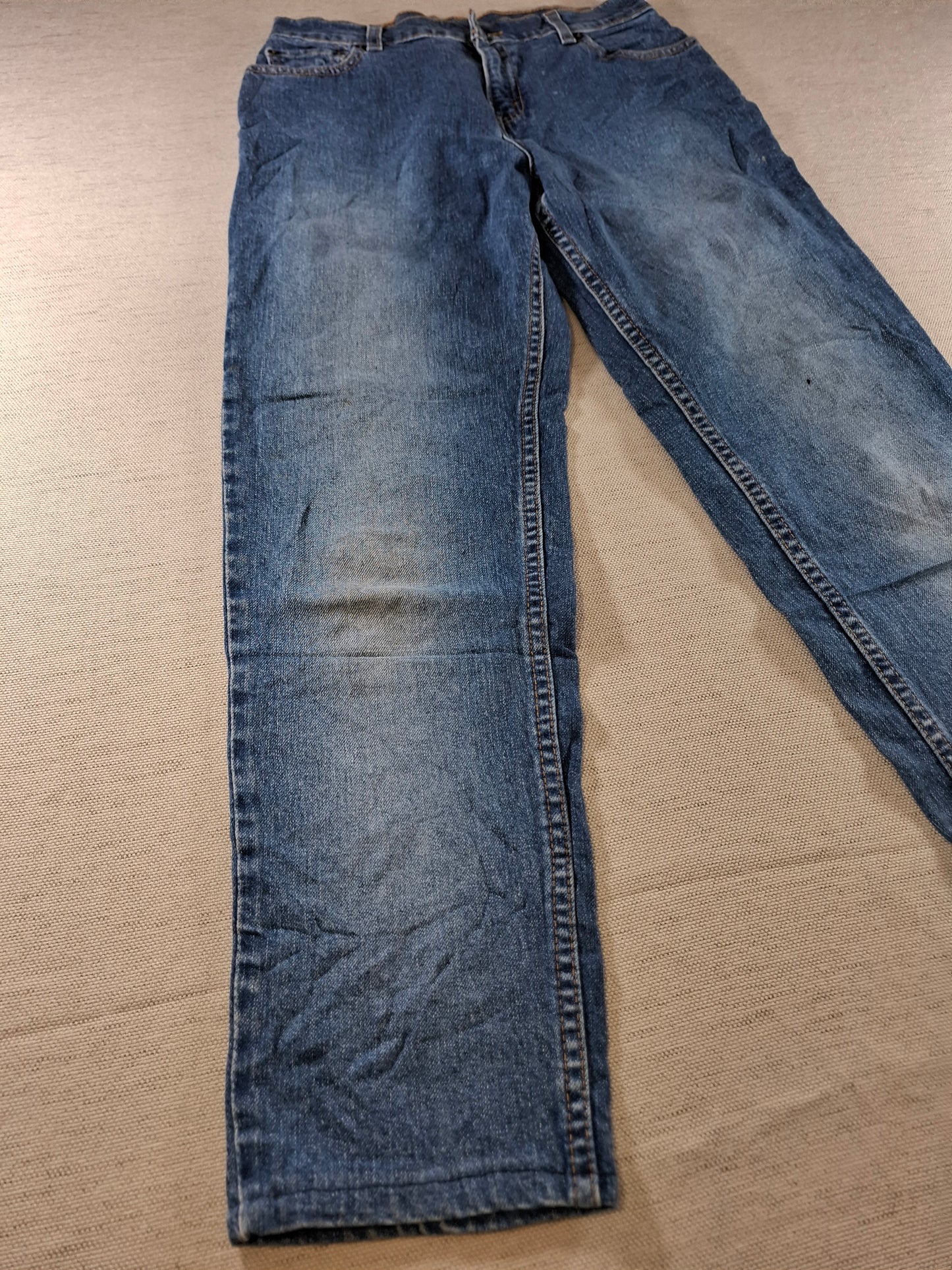 001397 – Levi's 550 Jeans – Navy, Size M