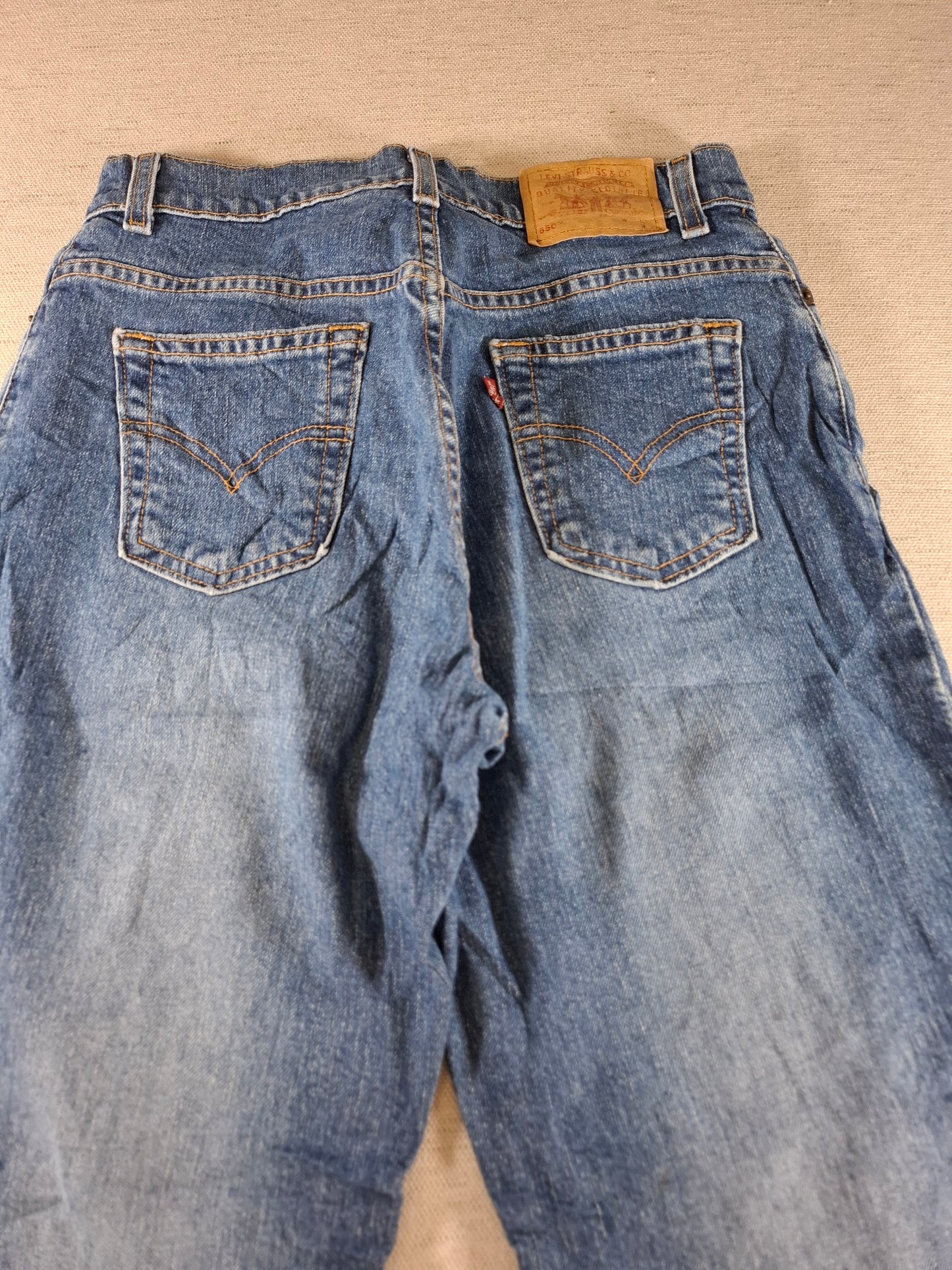 001397 – Levi's 550 Jeans – Navy, Size M