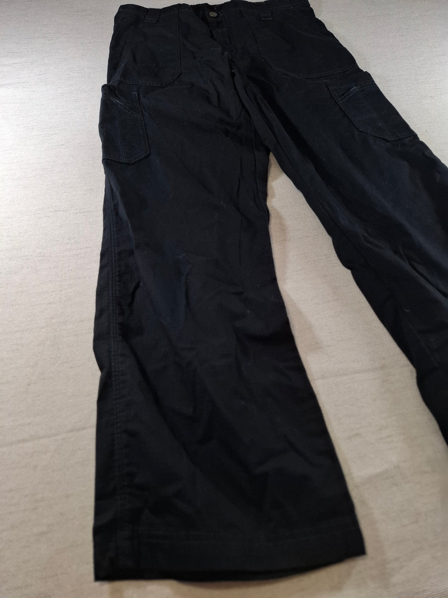 001402 – Carhartt Work Pants – Black, Size M