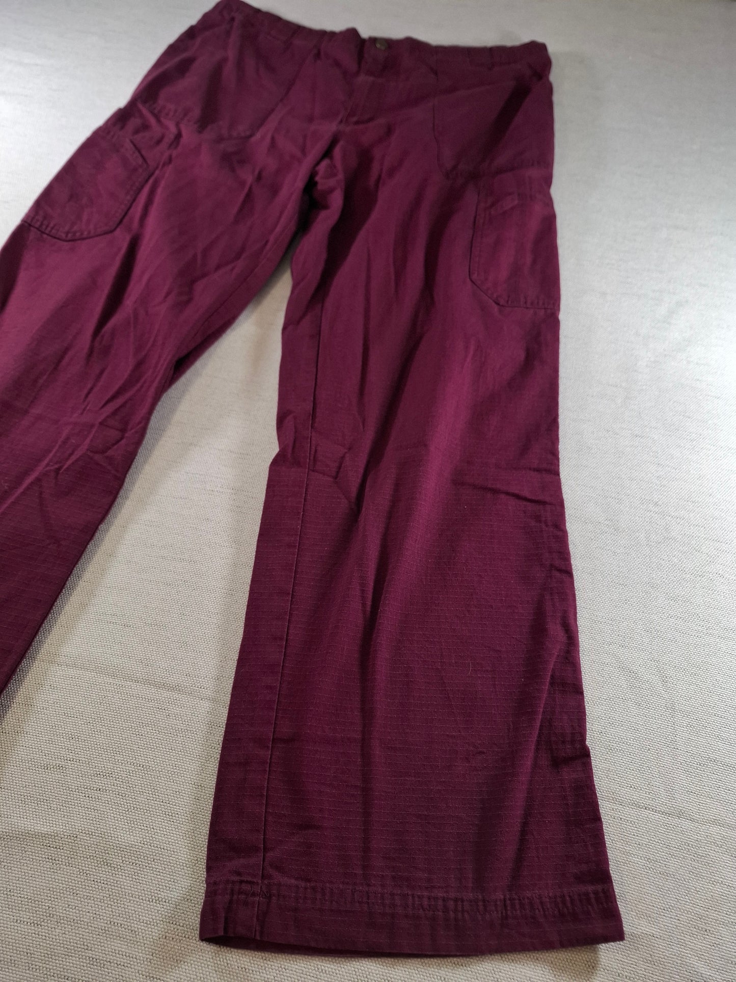 001403 – Carhartt Work Pants – Burgundy, Size L