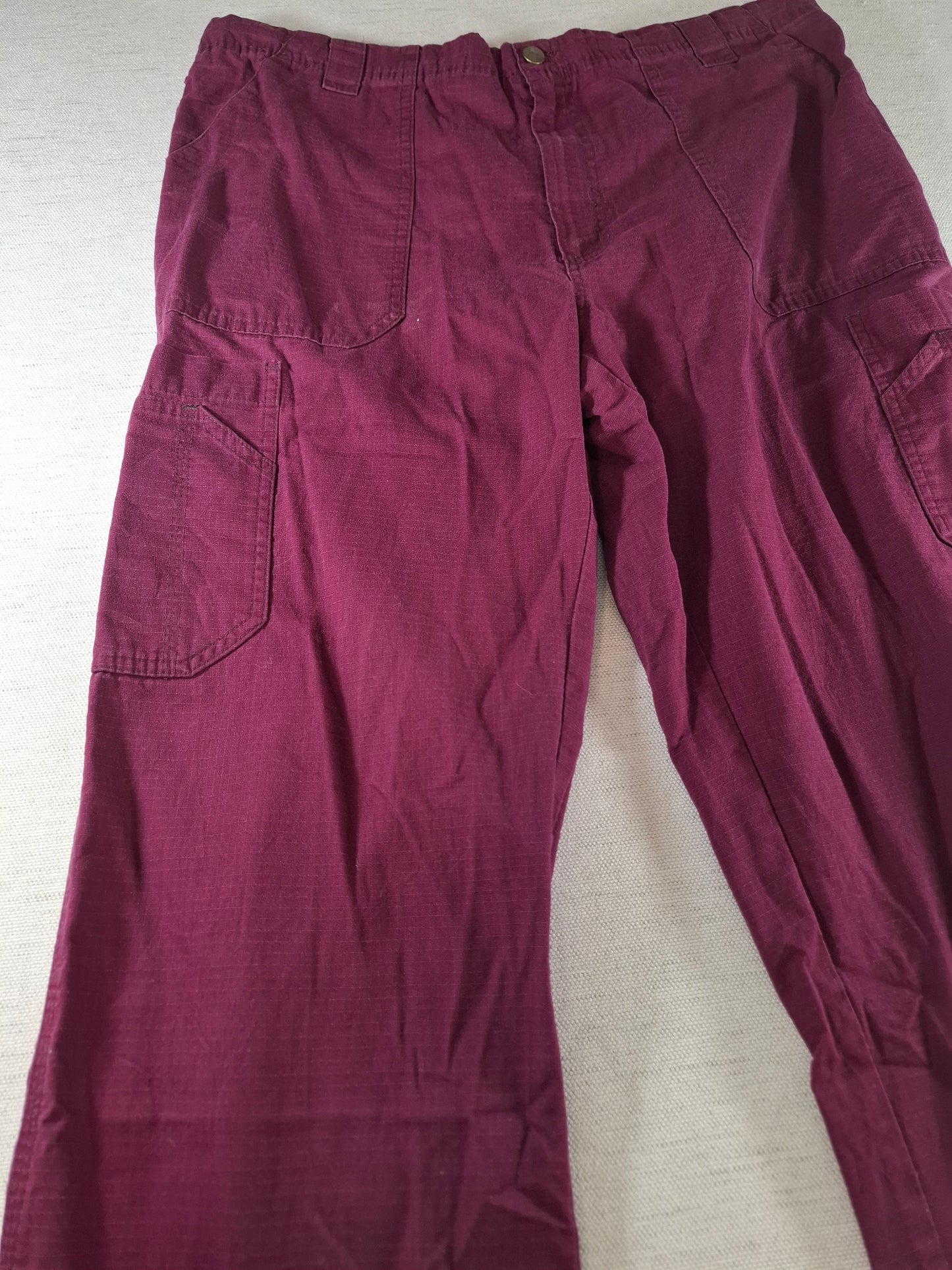 001403 – Carhartt Work Pants – Burgundy, Size L