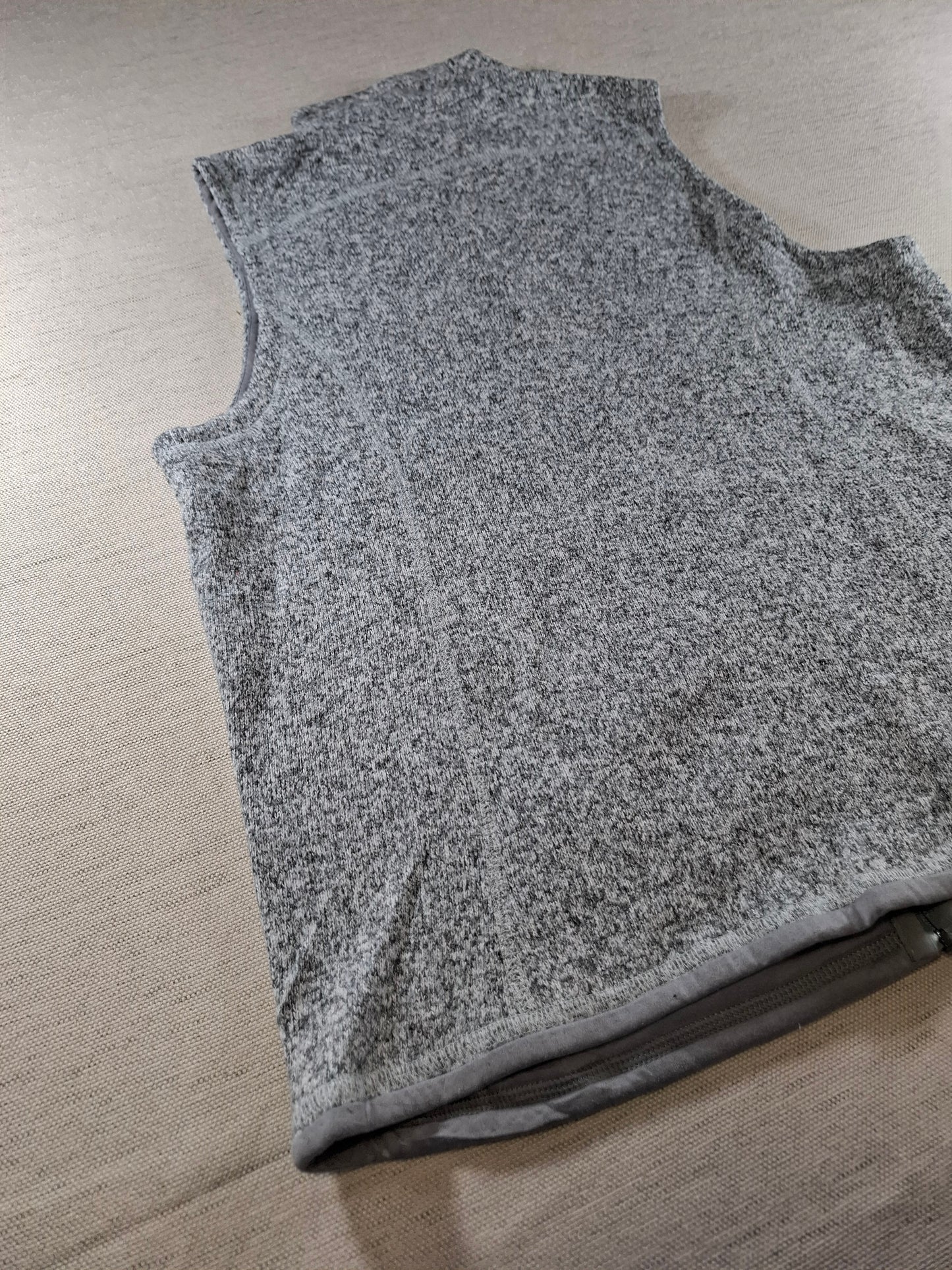 001430 – Patagonia Gilet / Body Warmer – Grey, Size Women's L