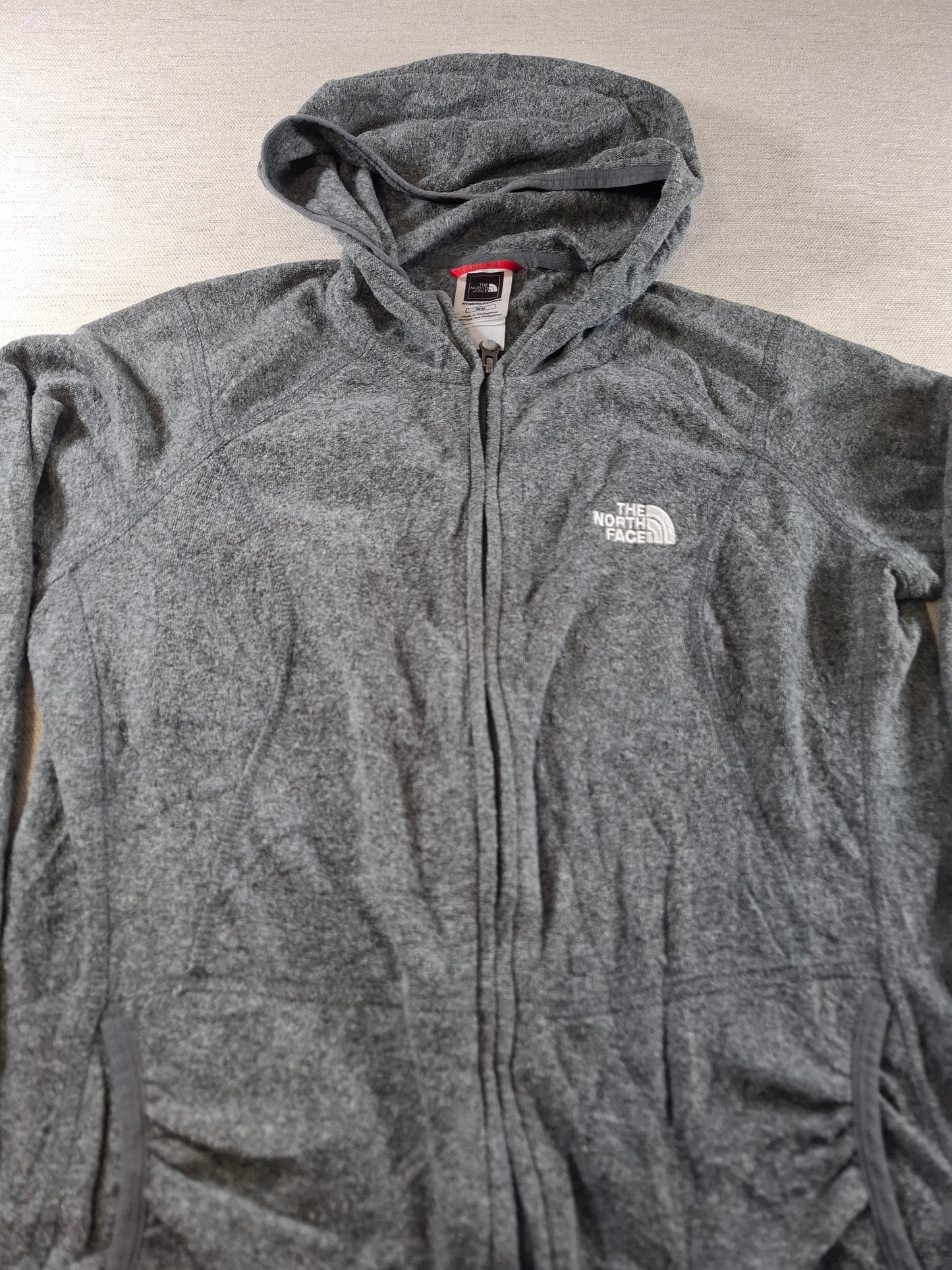 001433 – The North Face Fleece Jacket – Grey, Size Women's M